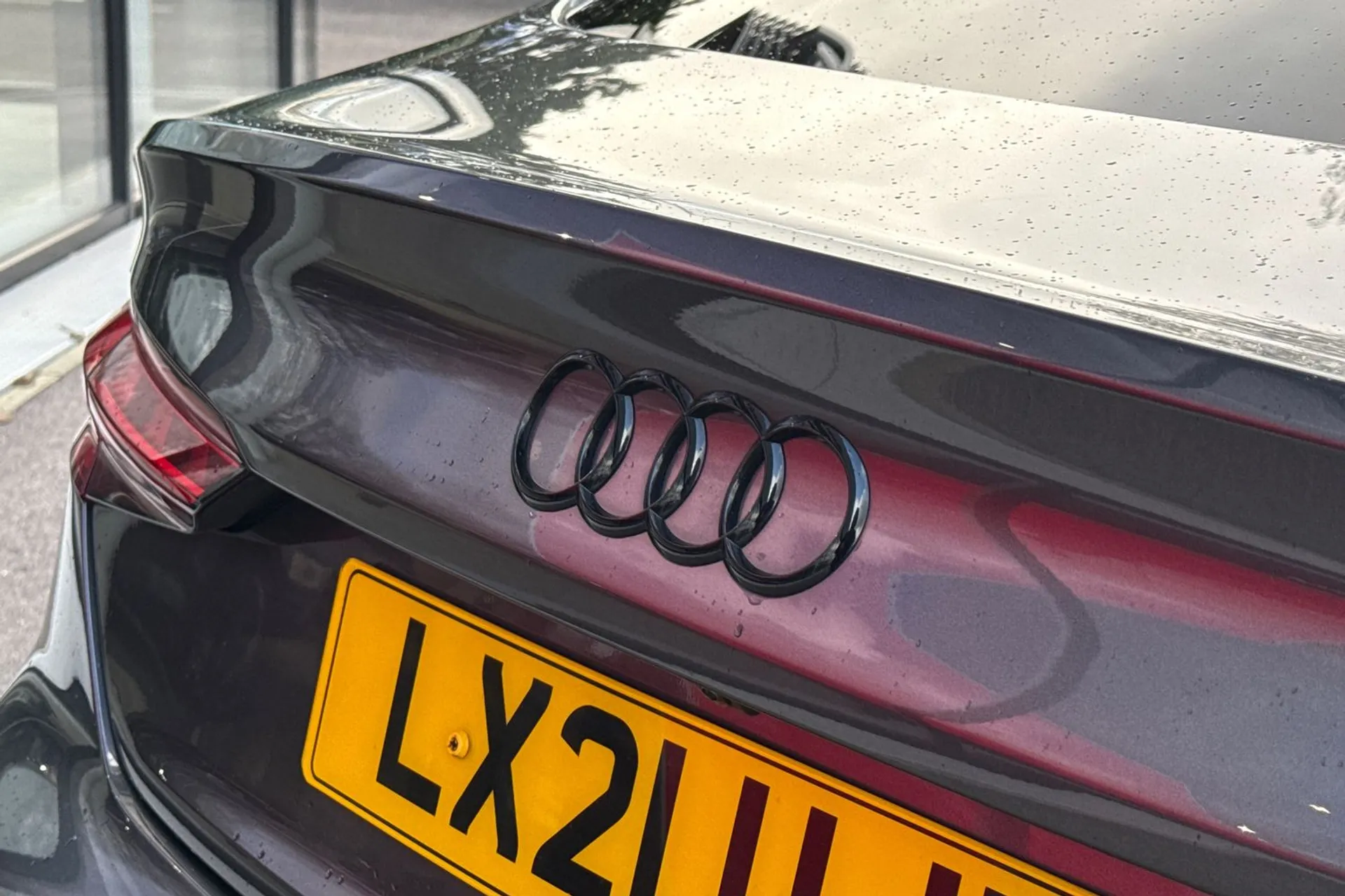 Audi A5 thumbnail image number 25