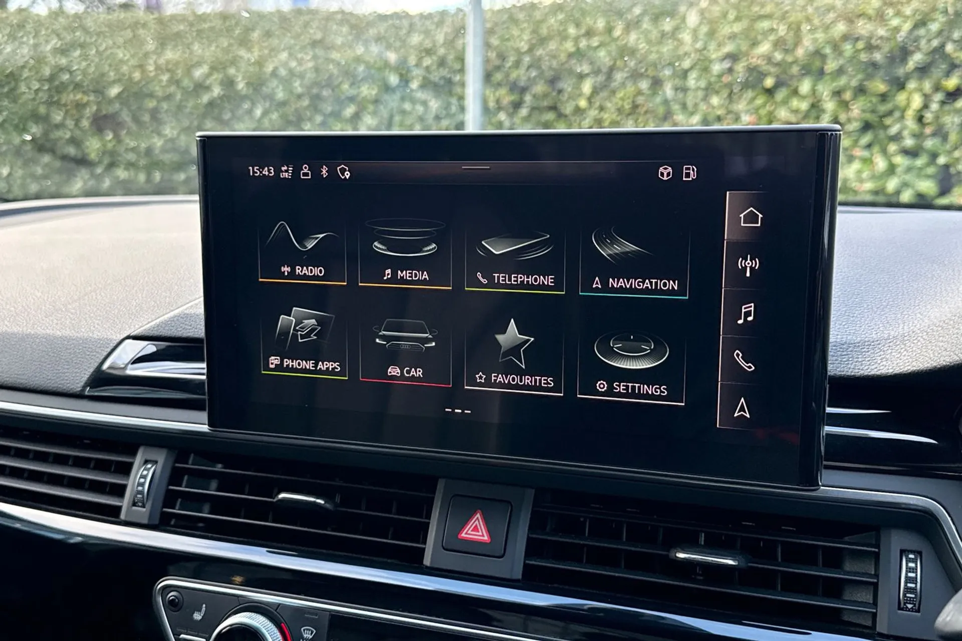 Audi A5 thumbnail image number 37