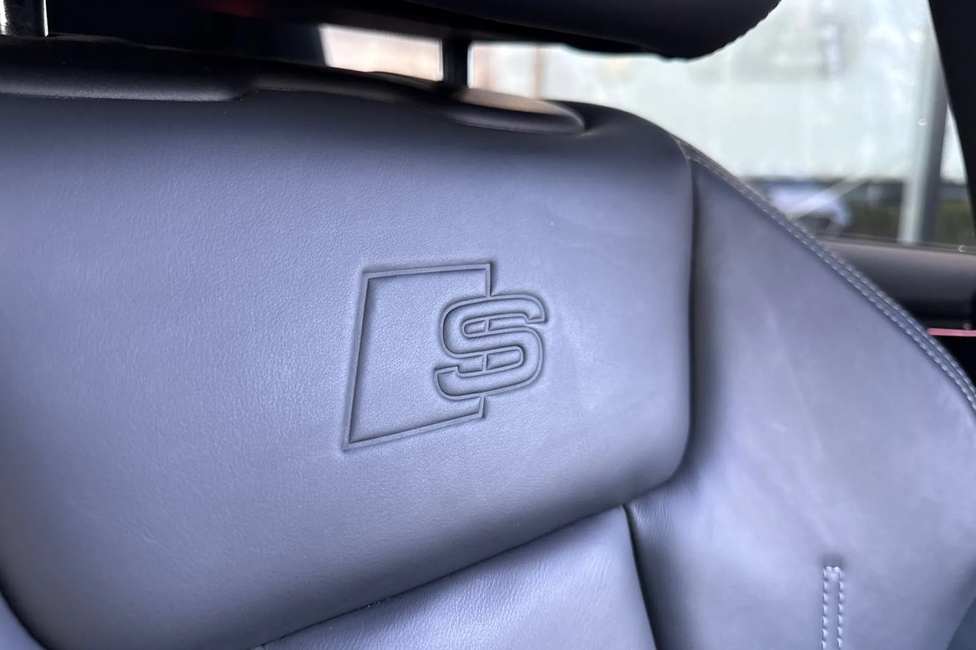 Audi A5 thumbnail image number 41