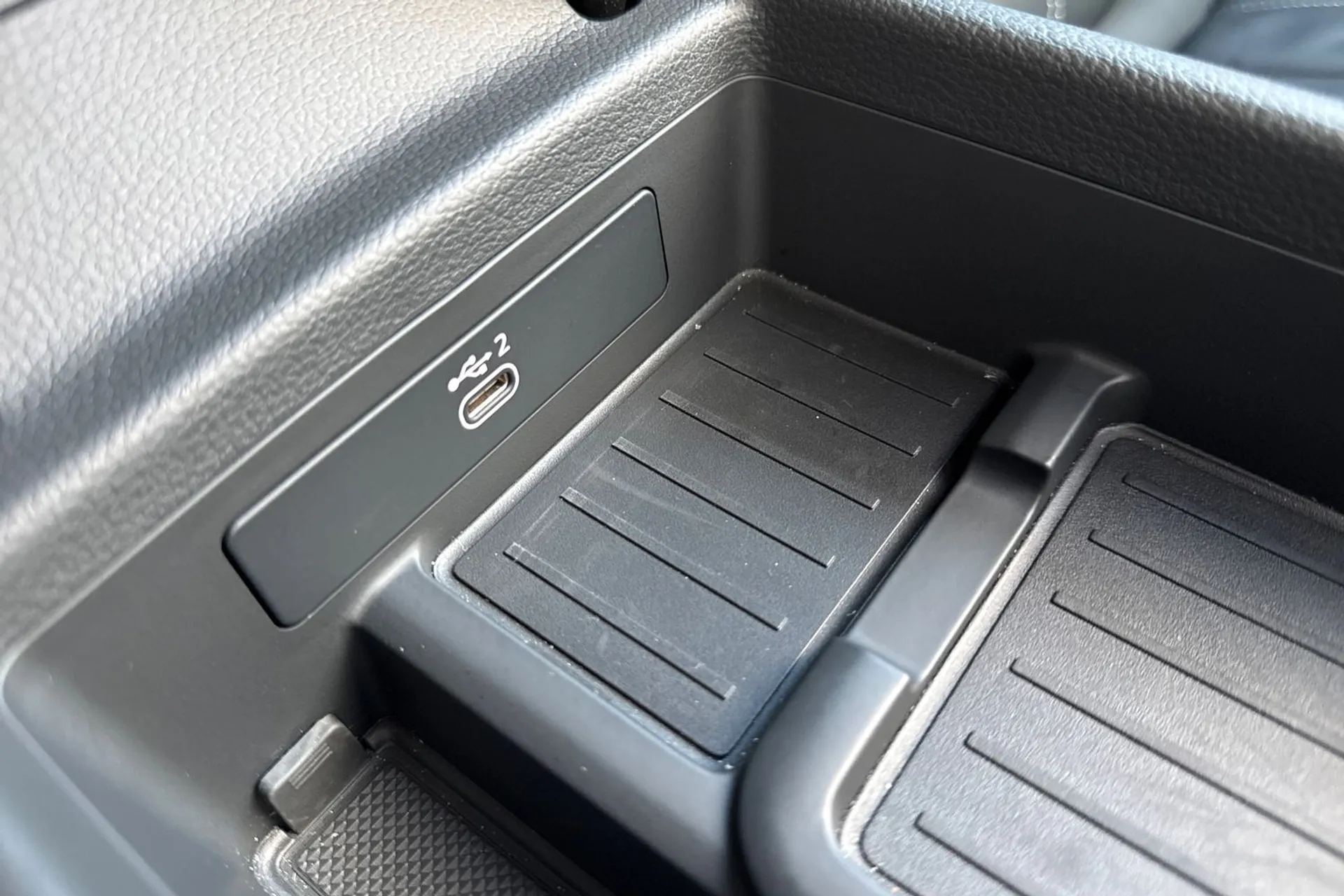 Audi A5 thumbnail image number 39