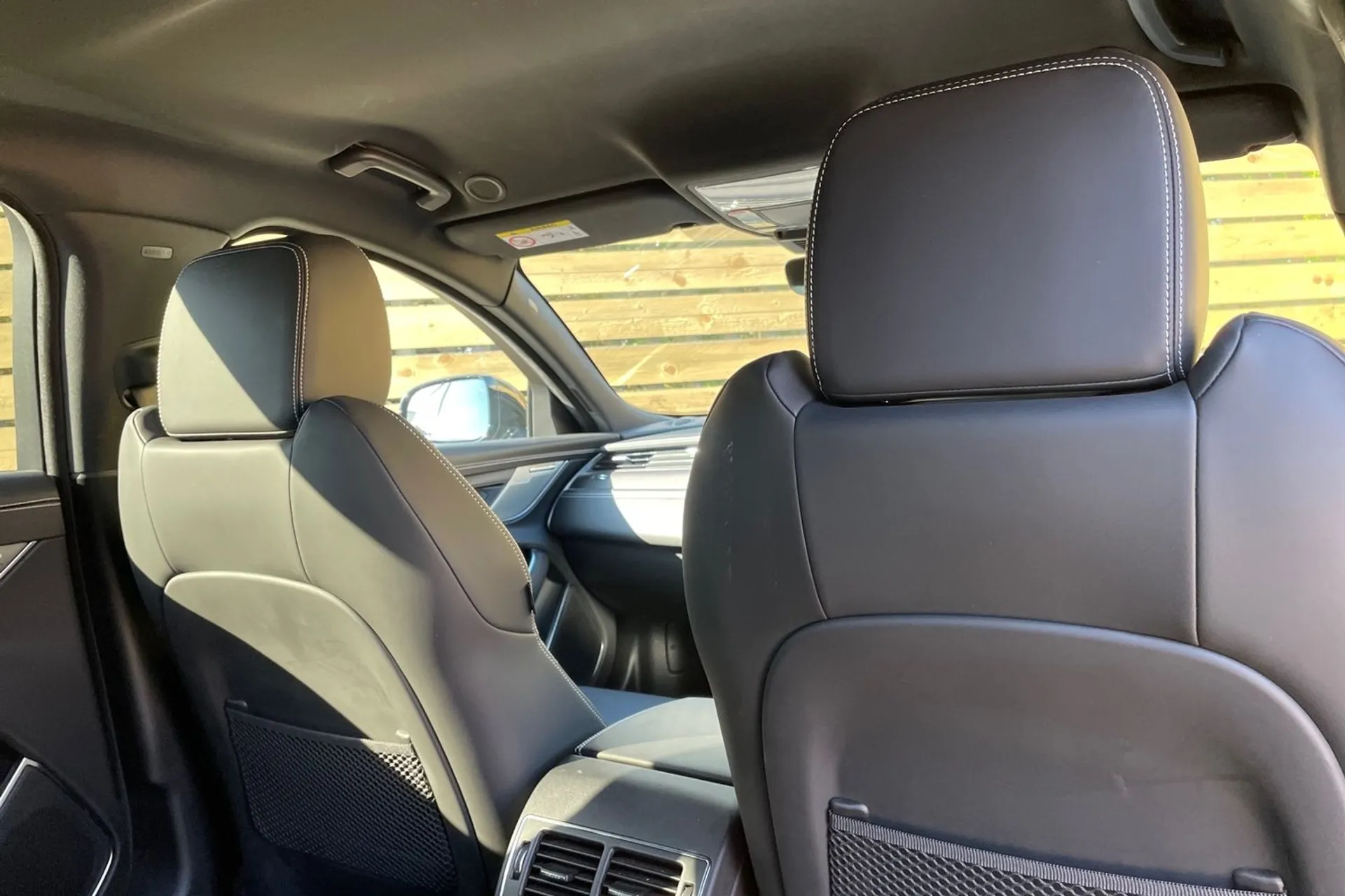 Jaguar XF thumbnail image number 25