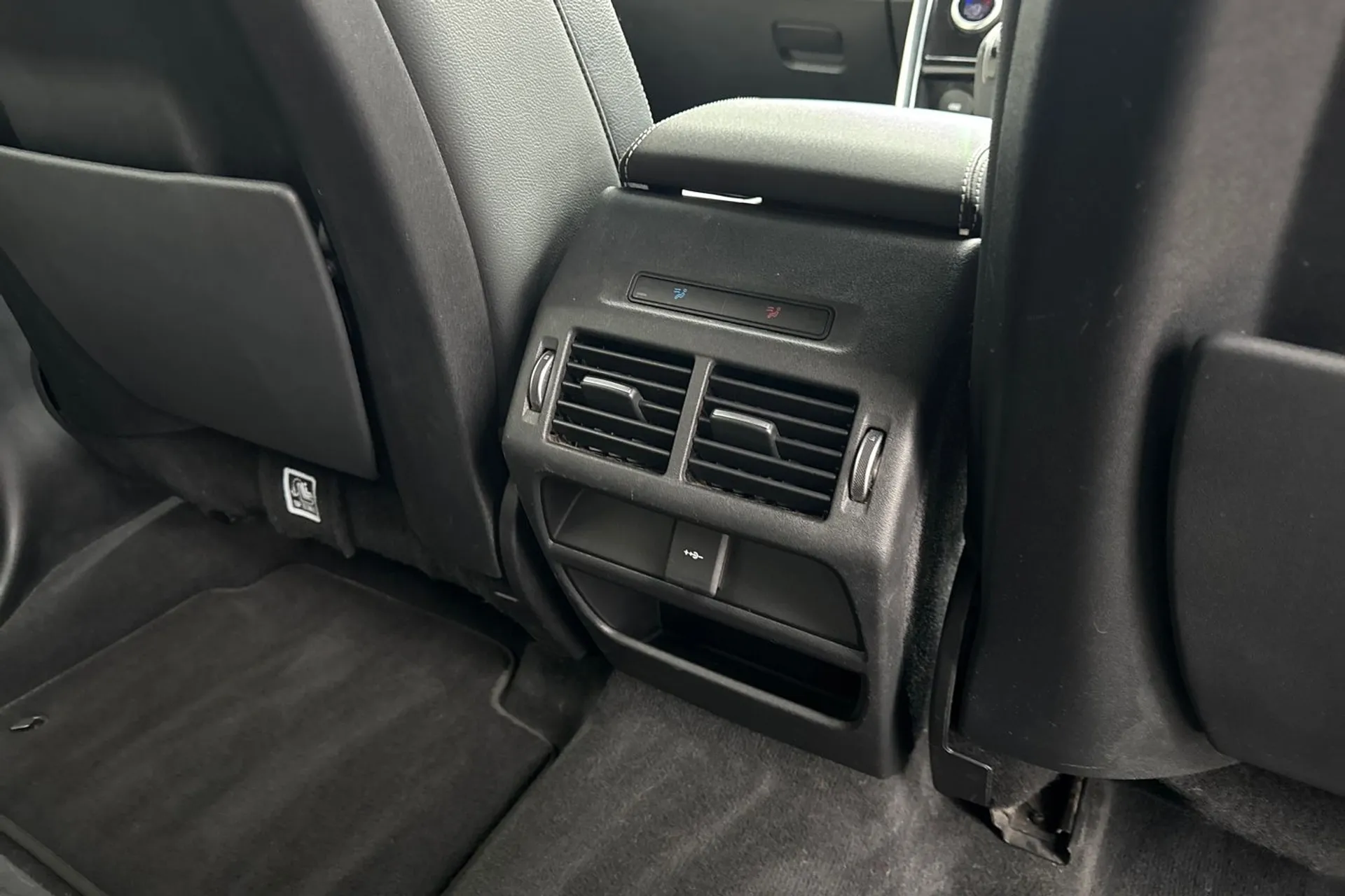 LAND ROVER DISCOVERY SPORT thumbnail image number 55