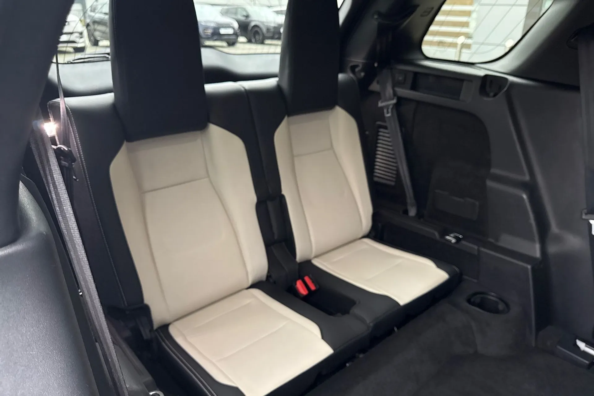 LAND ROVER DISCOVERY SPORT thumbnail image number 41