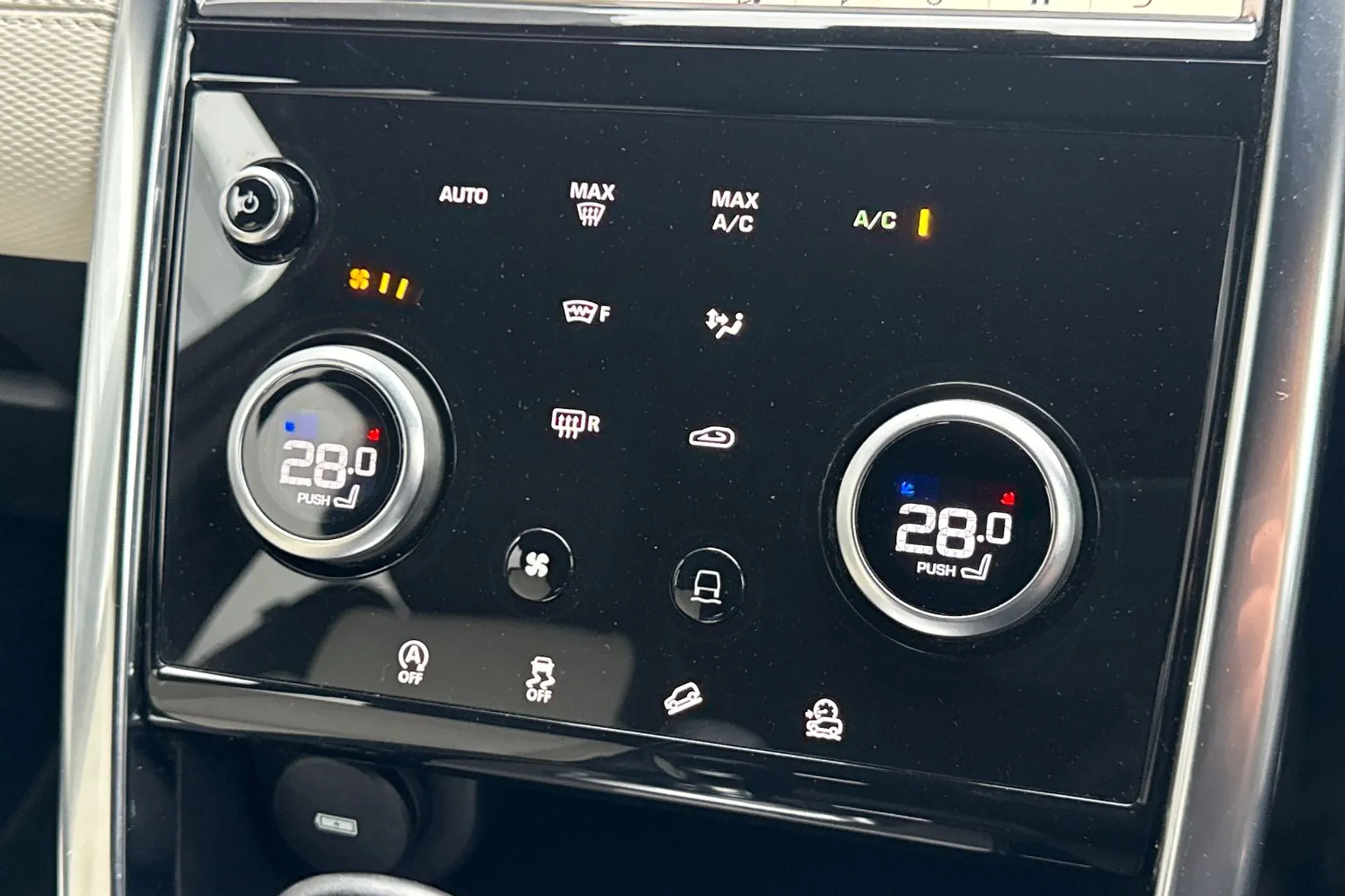 LAND ROVER DISCOVERY SPORT thumbnail image number 49