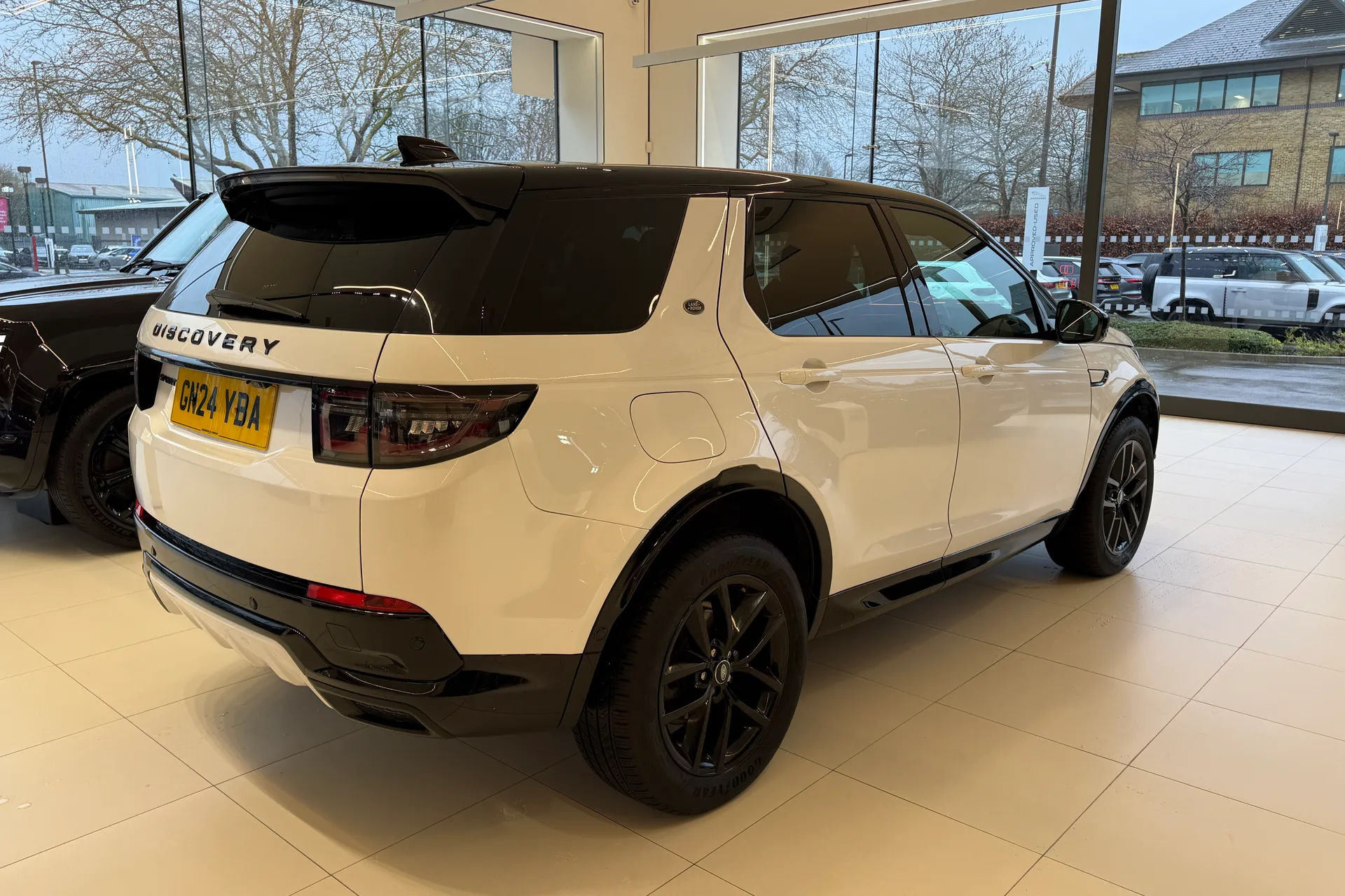 LAND ROVER DISCOVERY SPORT thumbnail image number 11