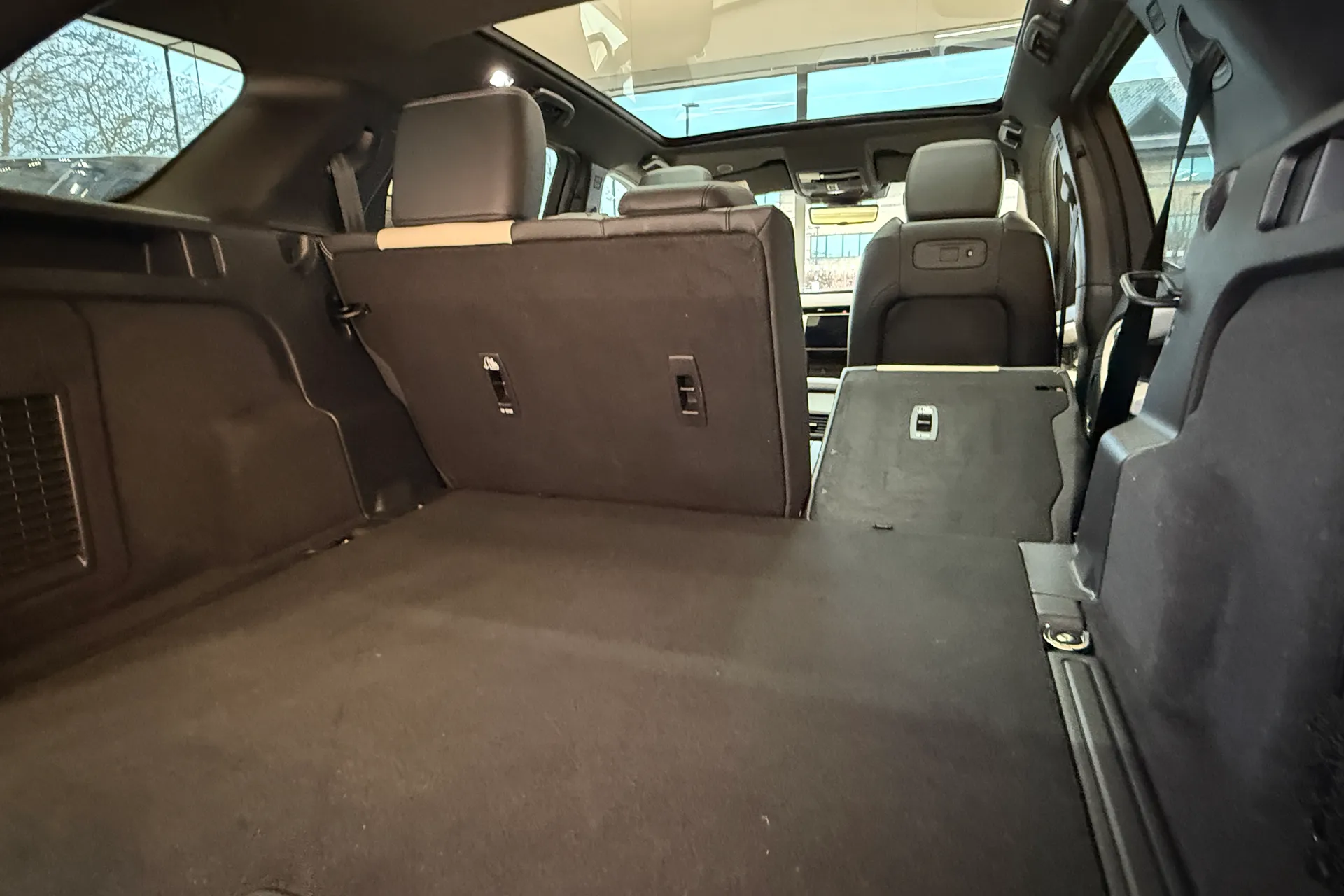 LAND ROVER DISCOVERY SPORT thumbnail image number 32