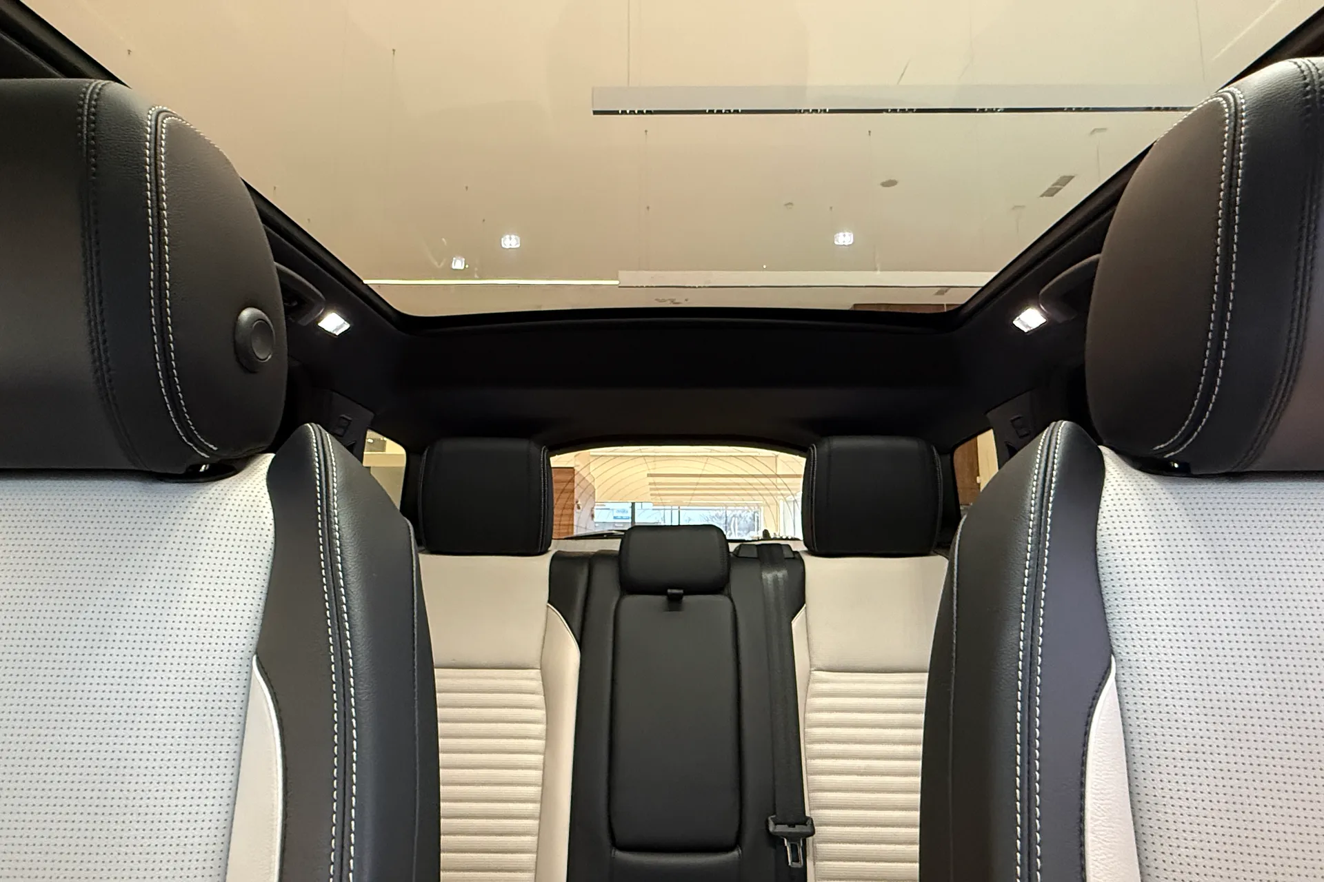 LAND ROVER DISCOVERY SPORT thumbnail image number 38