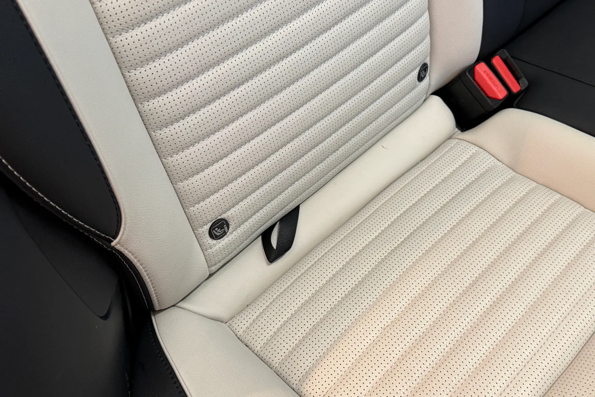 LAND ROVER DISCOVERY SPORT thumbnail image number 36