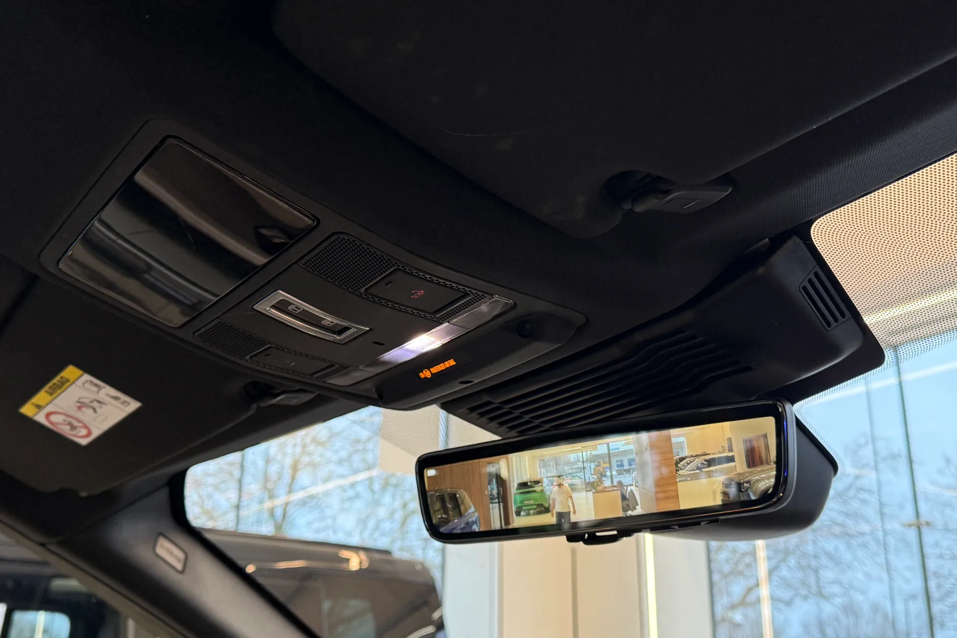 LAND ROVER DISCOVERY SPORT thumbnail image number 25