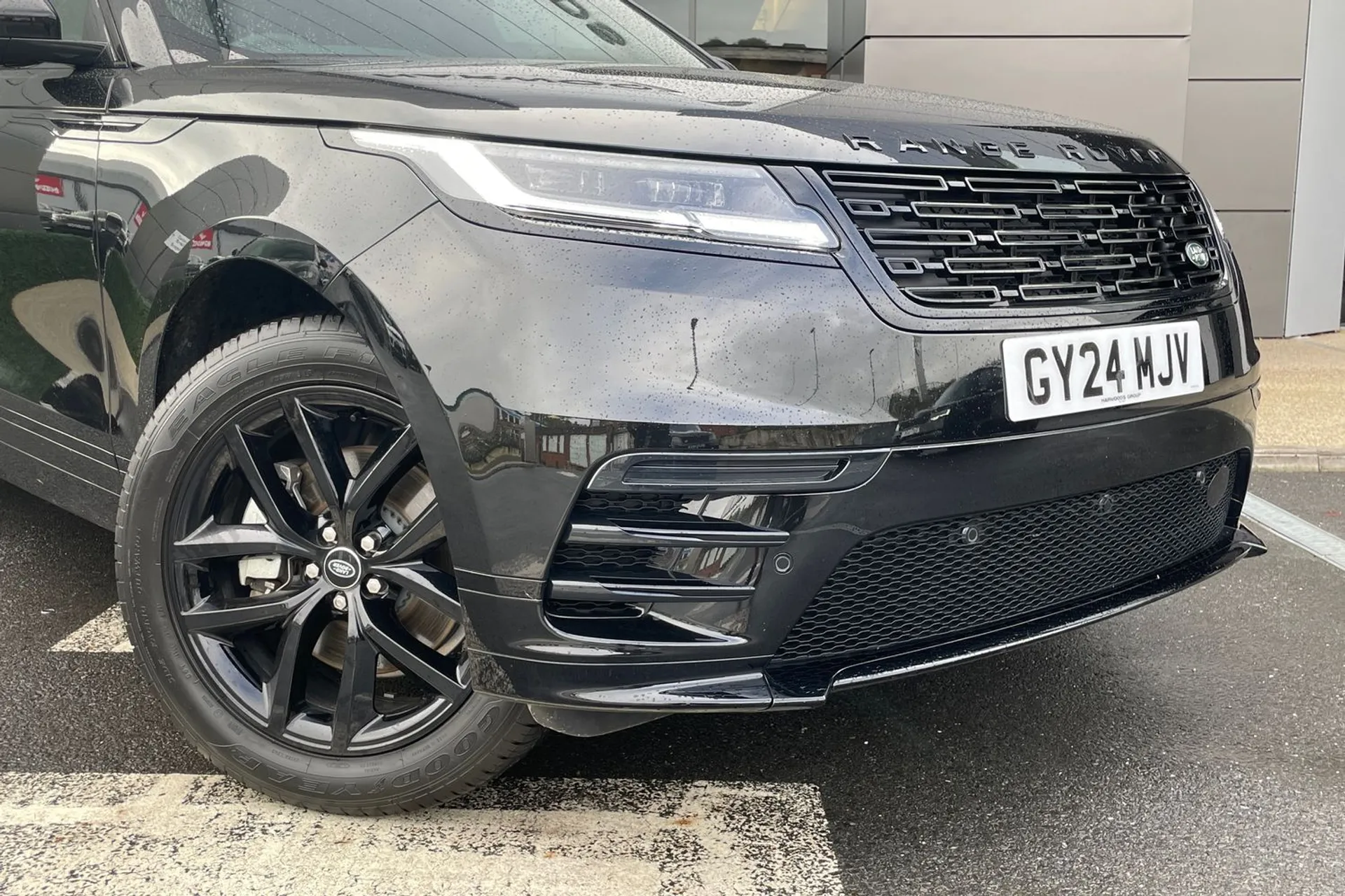 LAND ROVER RANGE ROVER VELAR thumbnail image number 14