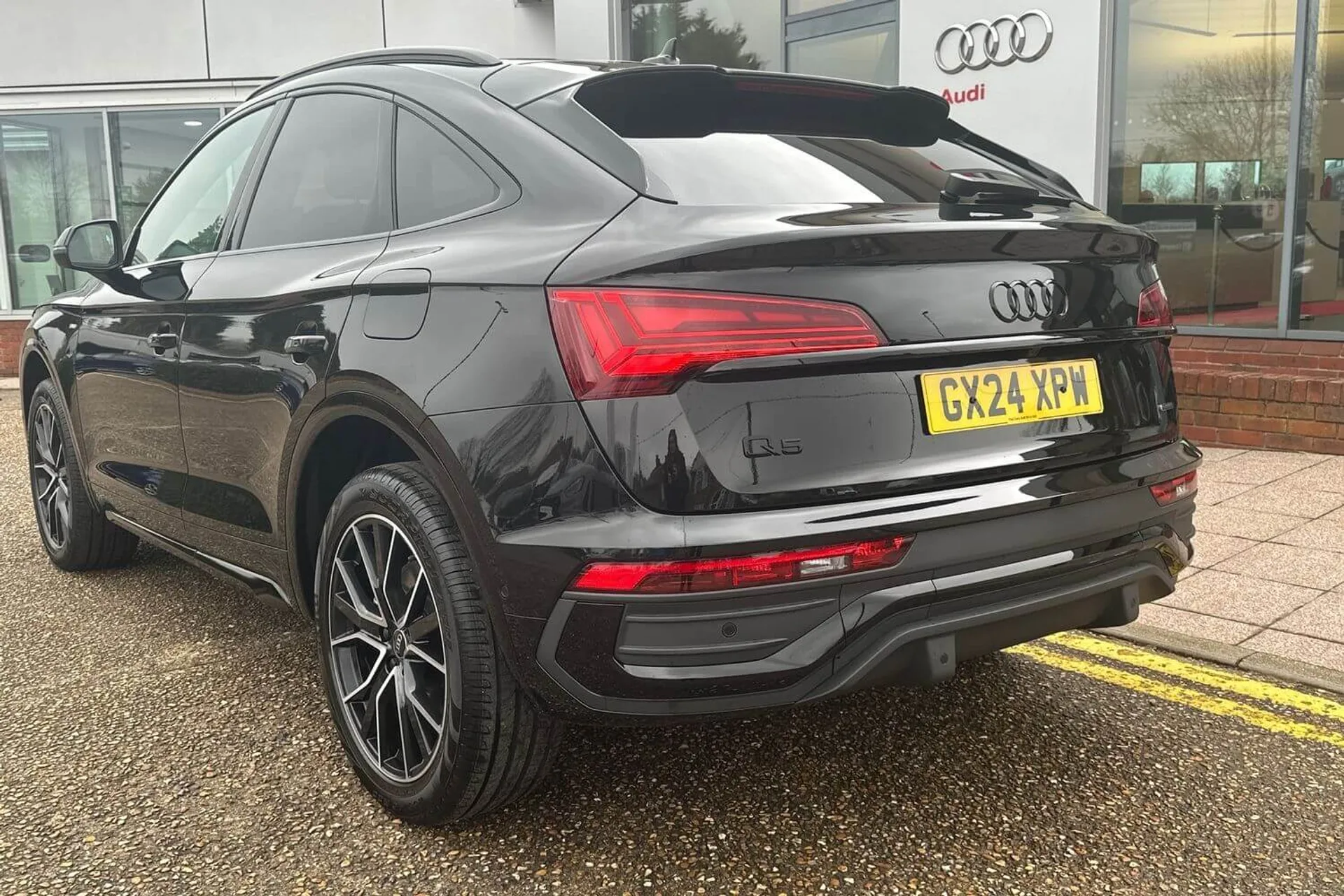 Audi Q5 thumbnail image number 7