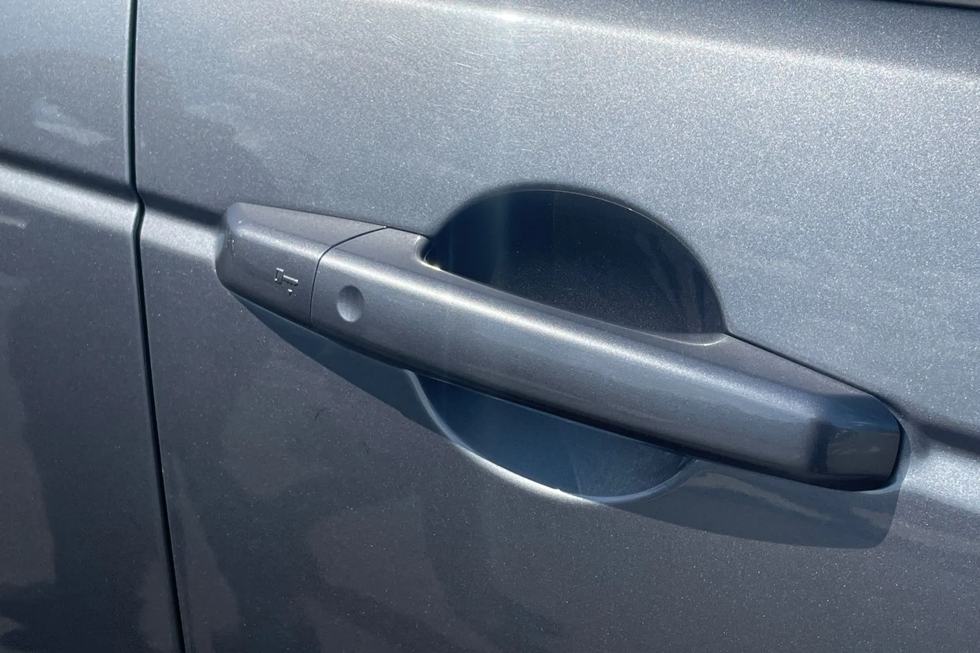 LAND ROVER DISCOVERY SPORT thumbnail image number 30