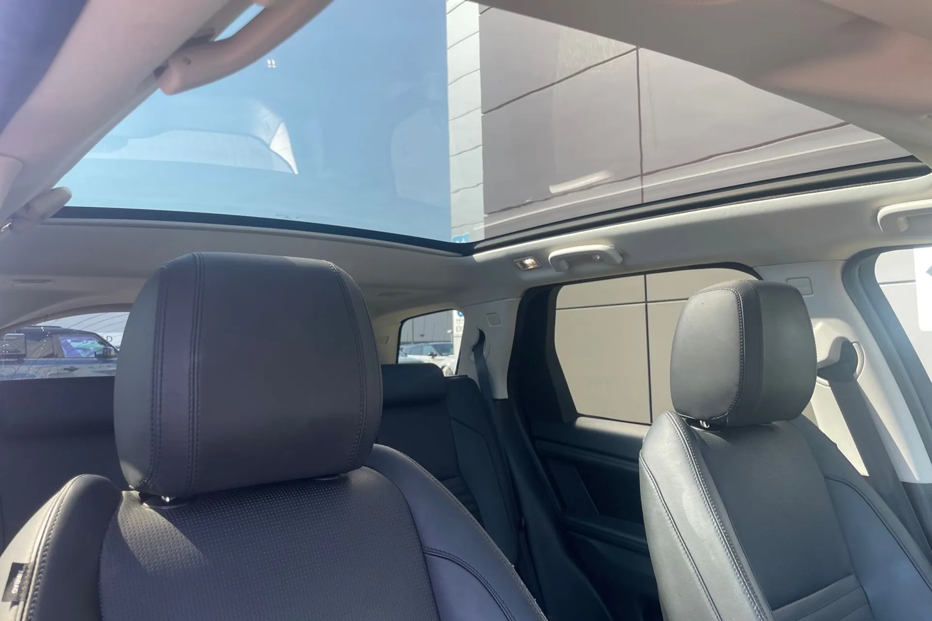 LAND ROVER DISCOVERY SPORT thumbnail image number 7