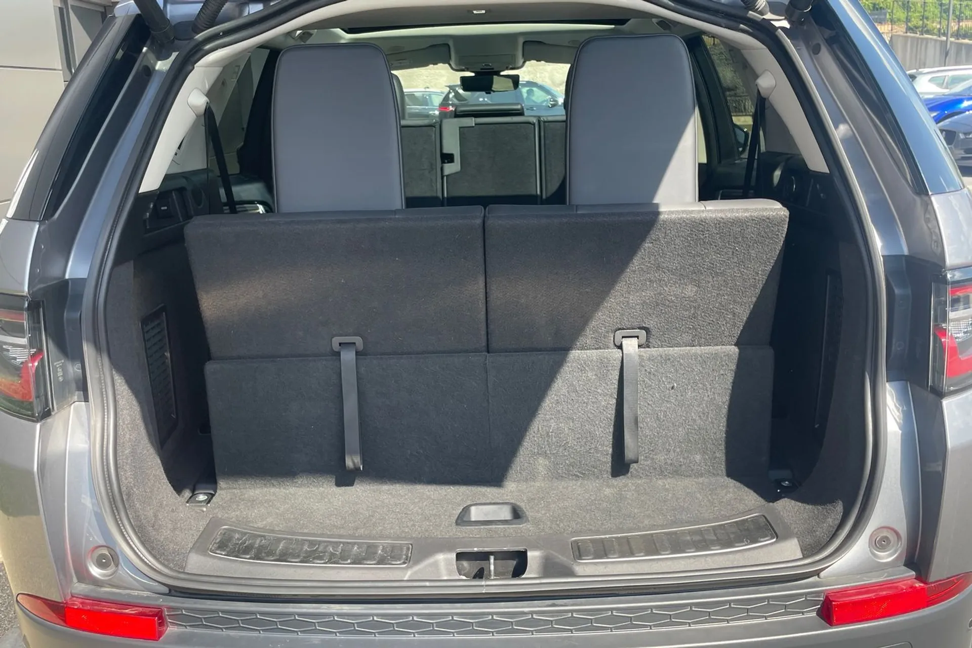 LAND ROVER DISCOVERY SPORT thumbnail image number 61