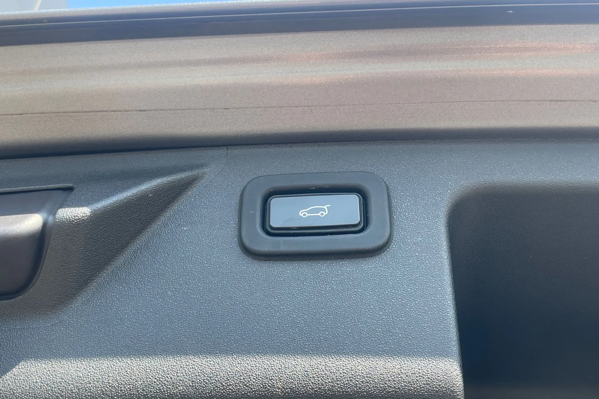 LAND ROVER DISCOVERY SPORT thumbnail image number 63