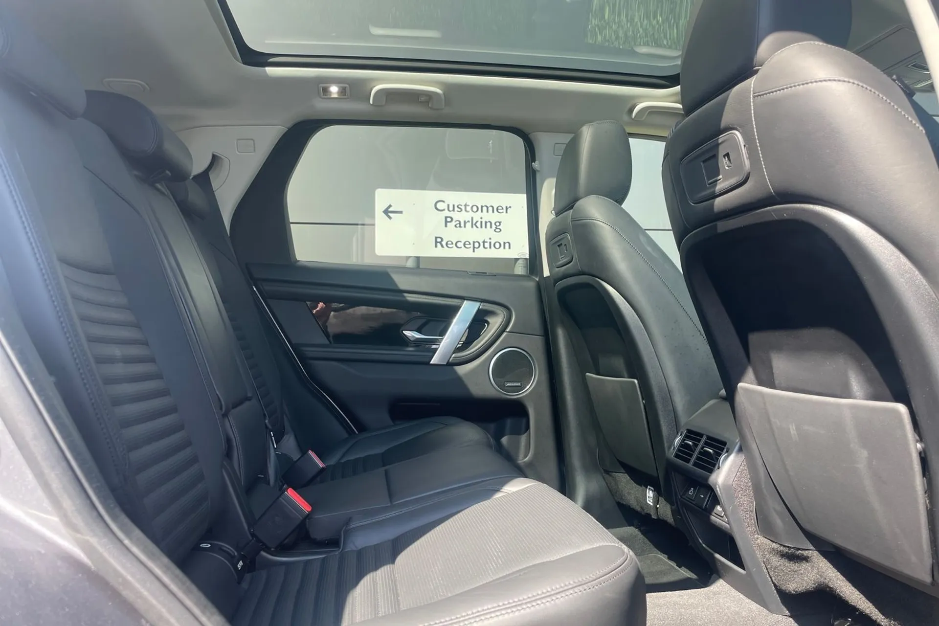 LAND ROVER DISCOVERY SPORT thumbnail image number 21