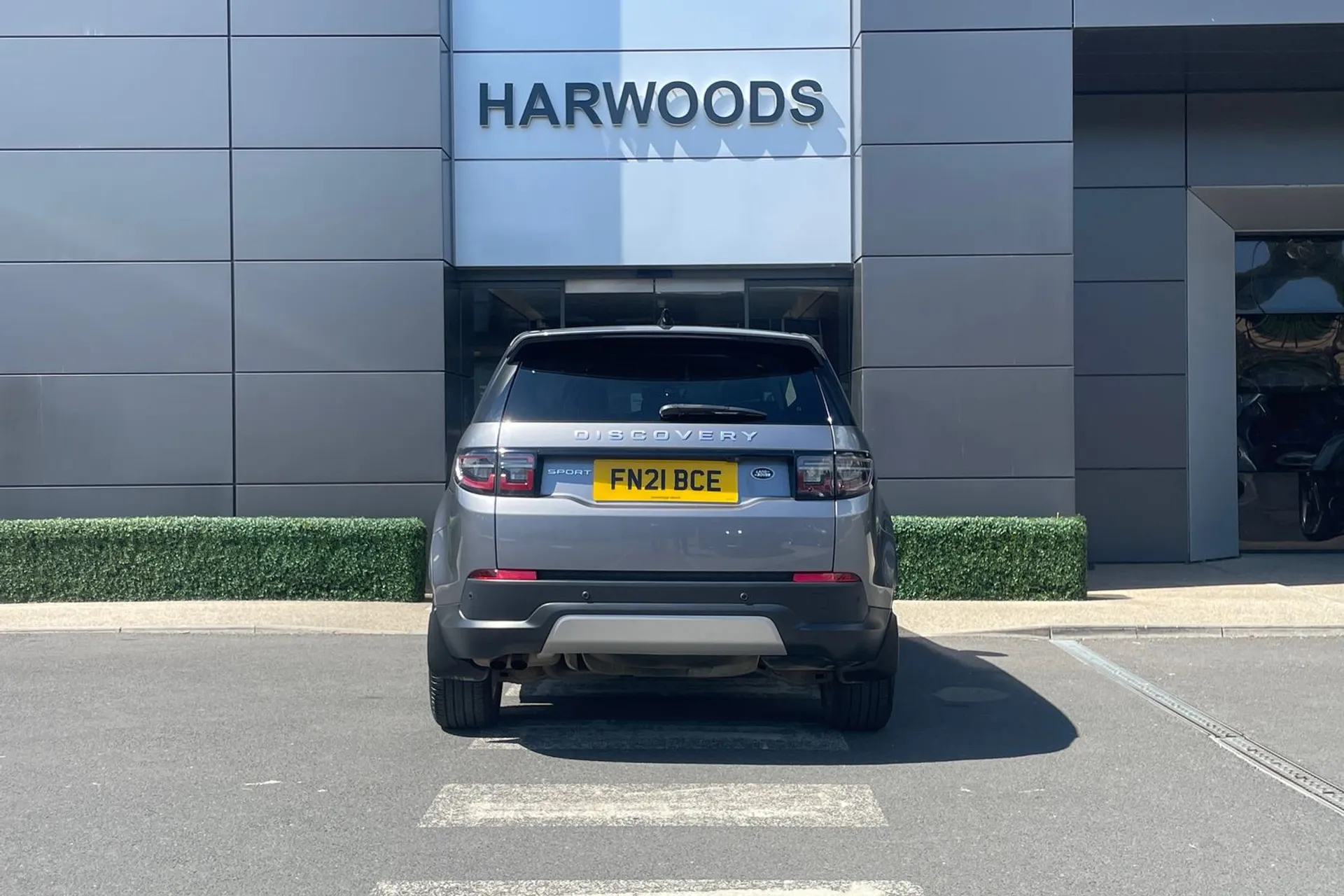 LAND ROVER DISCOVERY SPORT thumbnail image number 8