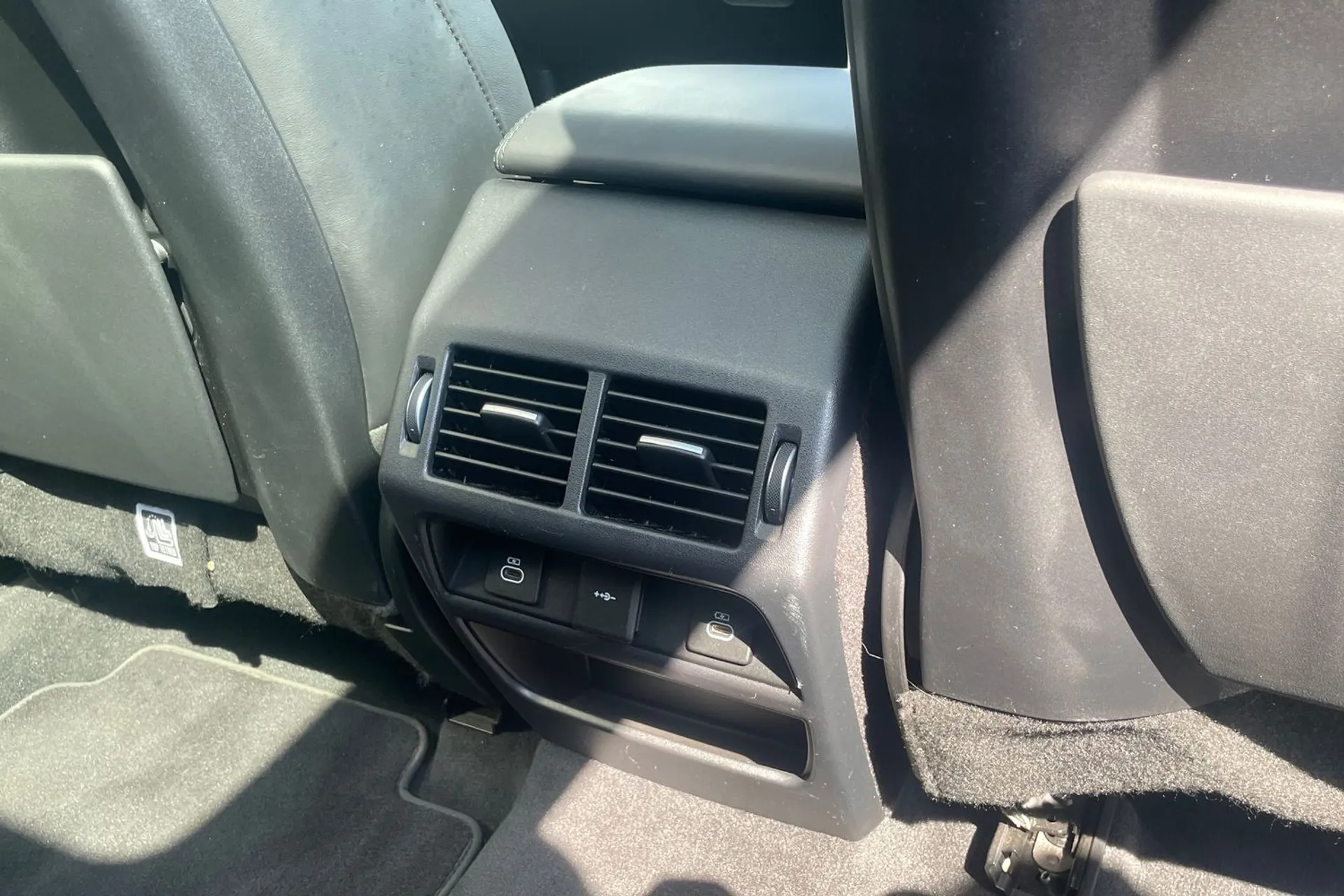 LAND ROVER DISCOVERY SPORT thumbnail image number 55