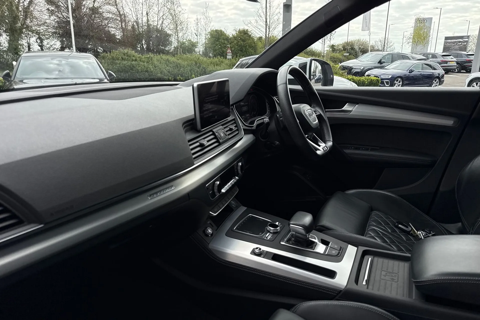 Audi Q5 thumbnail image number 48