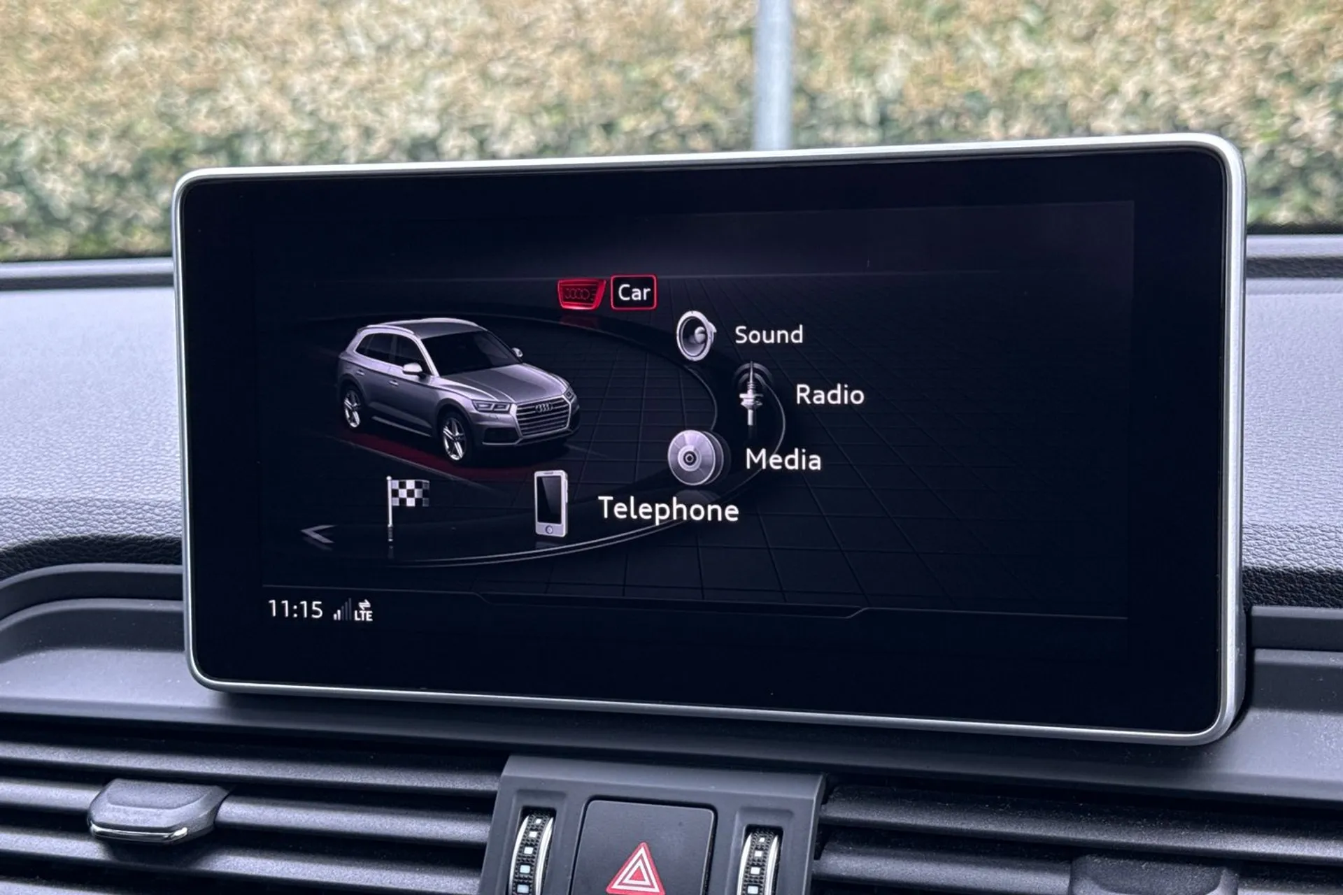 Audi Q5 thumbnail image number 19