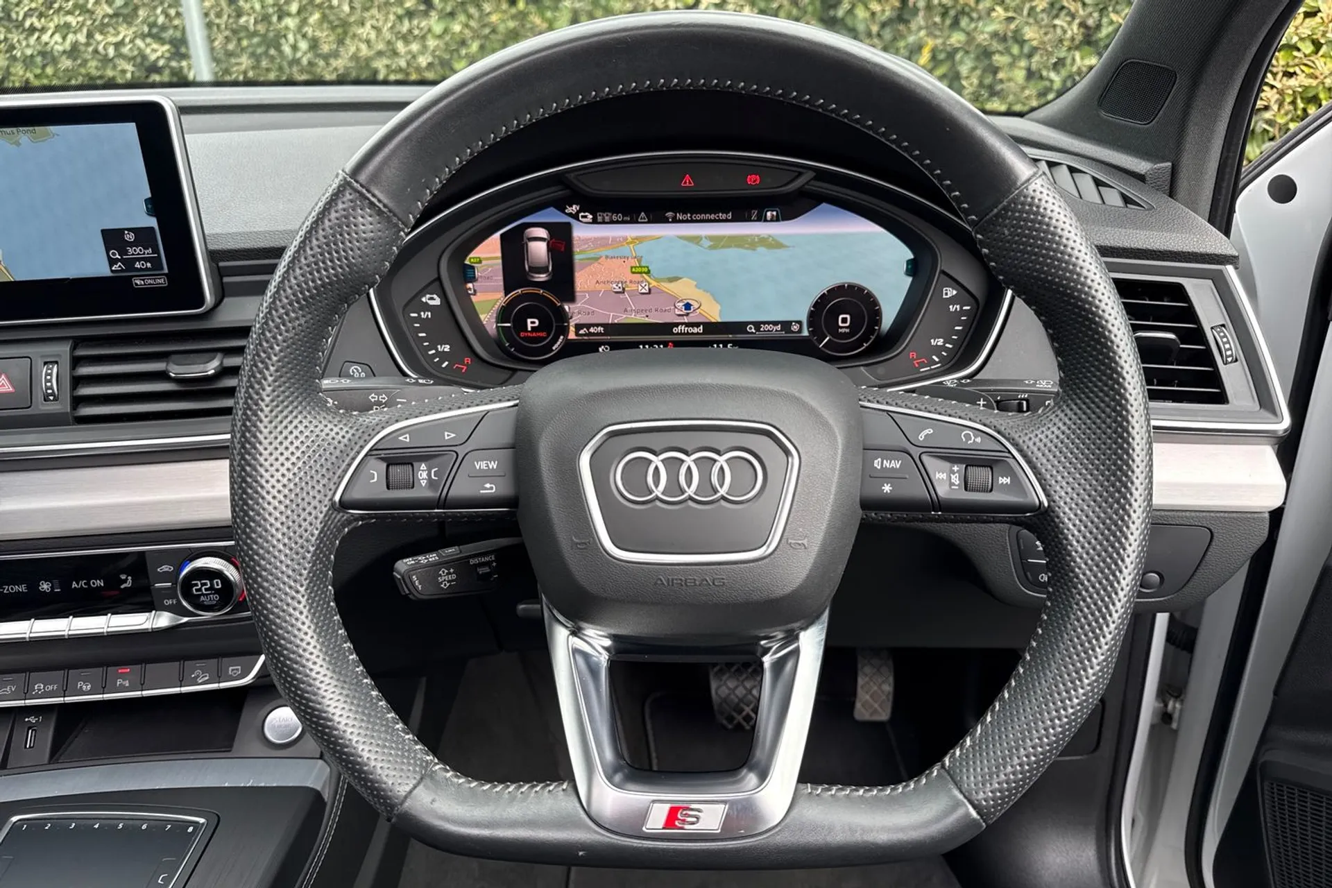Audi Q5 thumbnail image number 10