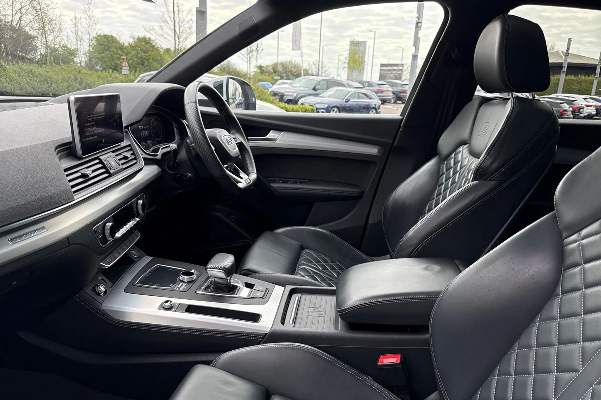 Audi Q5 thumbnail image number 50