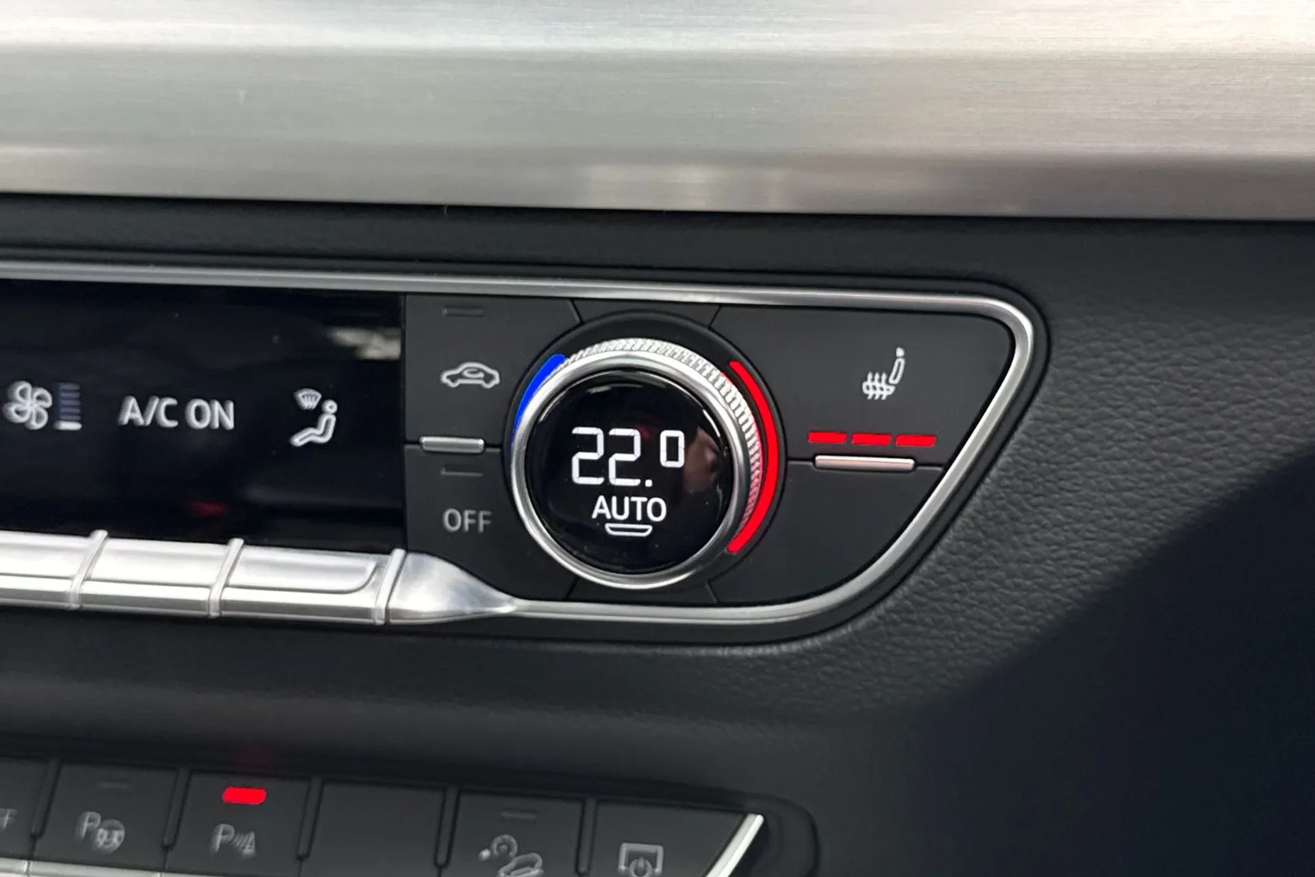 Audi Q5 thumbnail image number 31