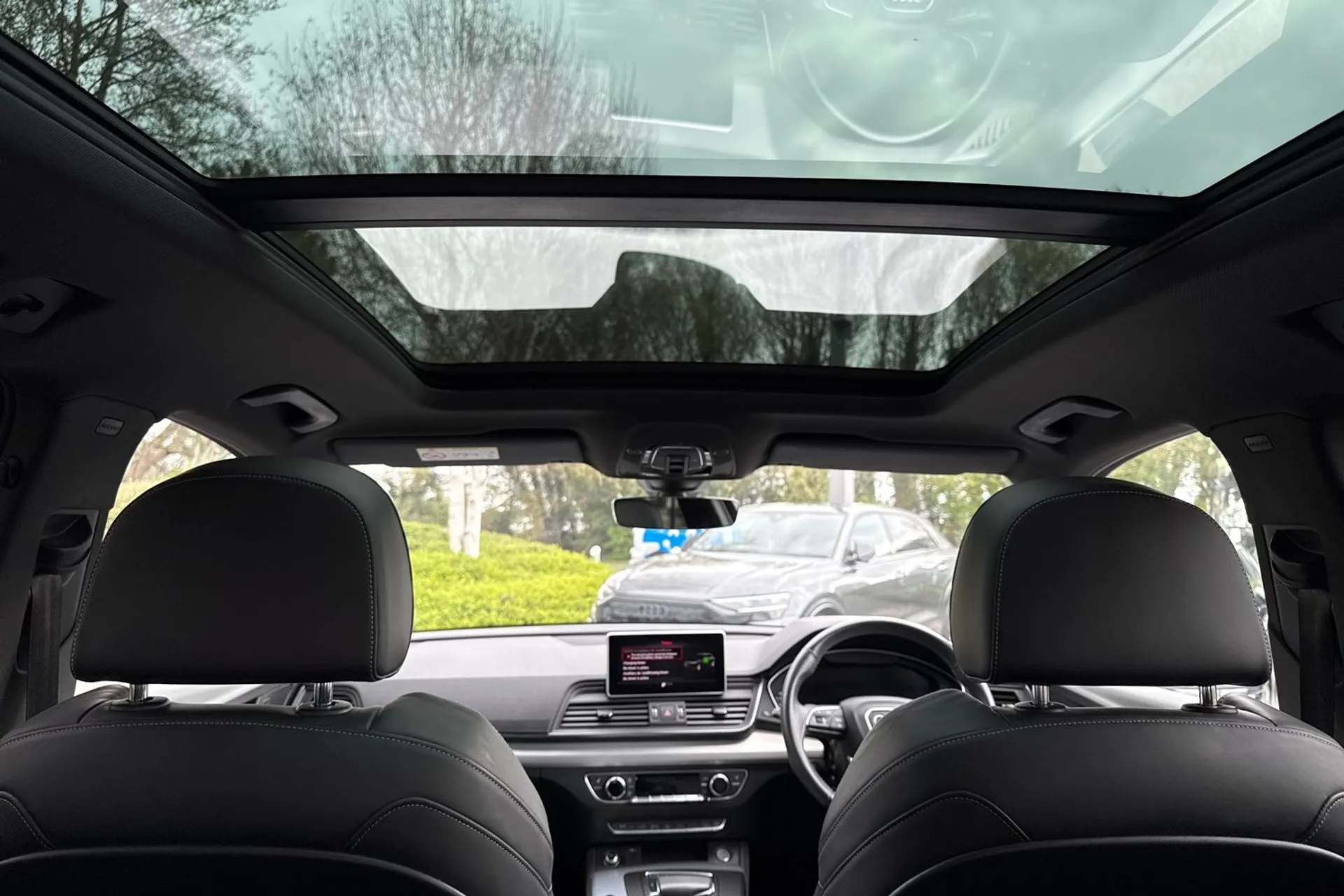 Audi Q5 thumbnail image number 4