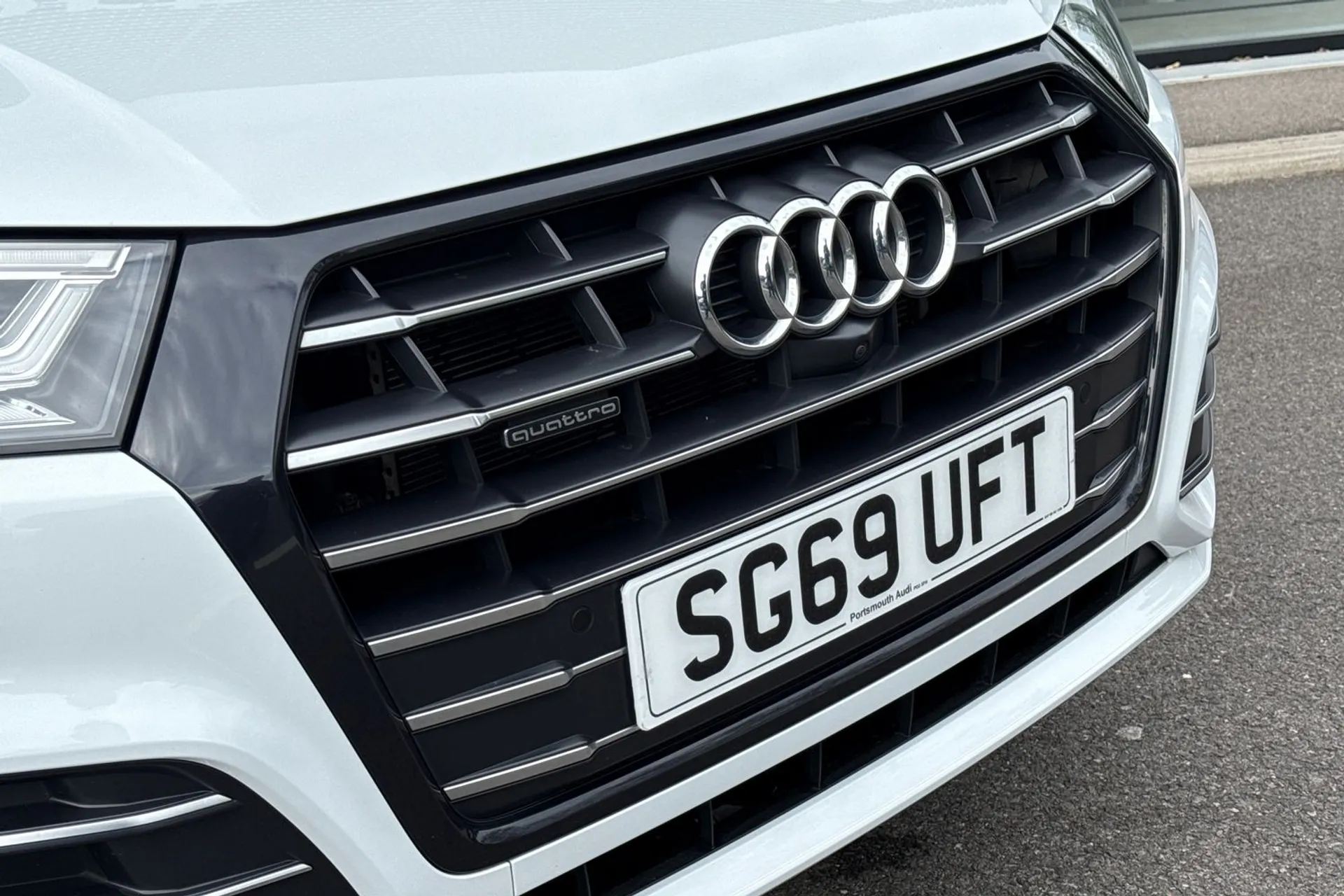 Audi Q5 thumbnail image number 12