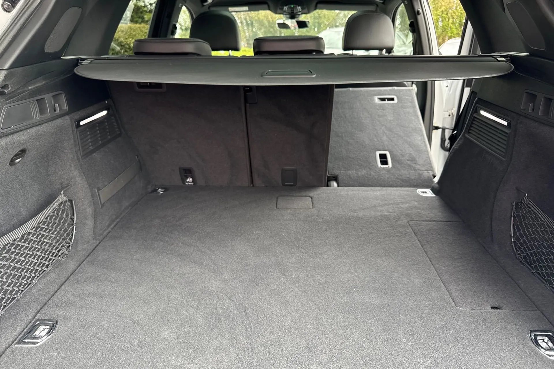 Audi Q5 thumbnail image number 38