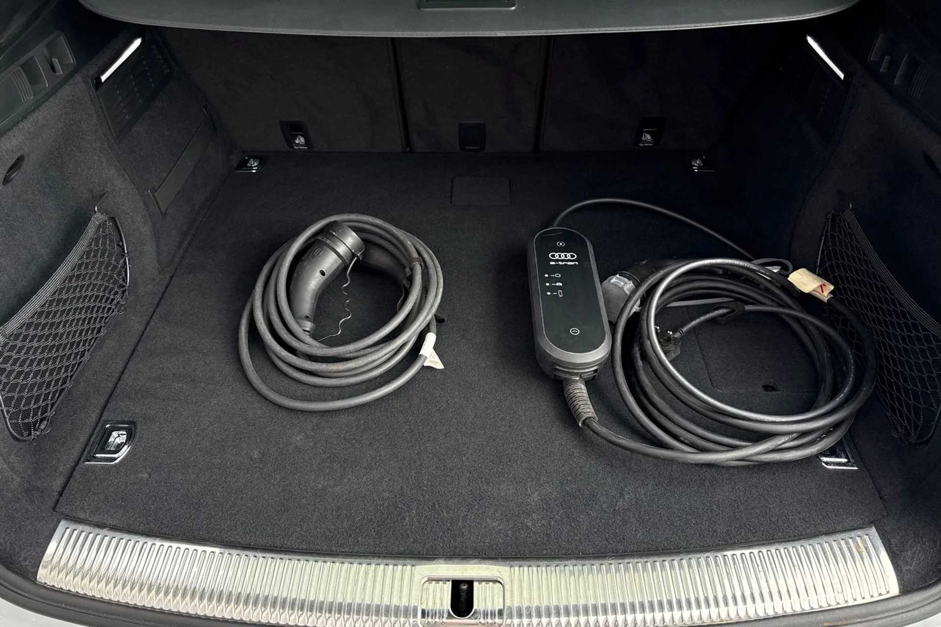 Audi Q5 thumbnail image number 46