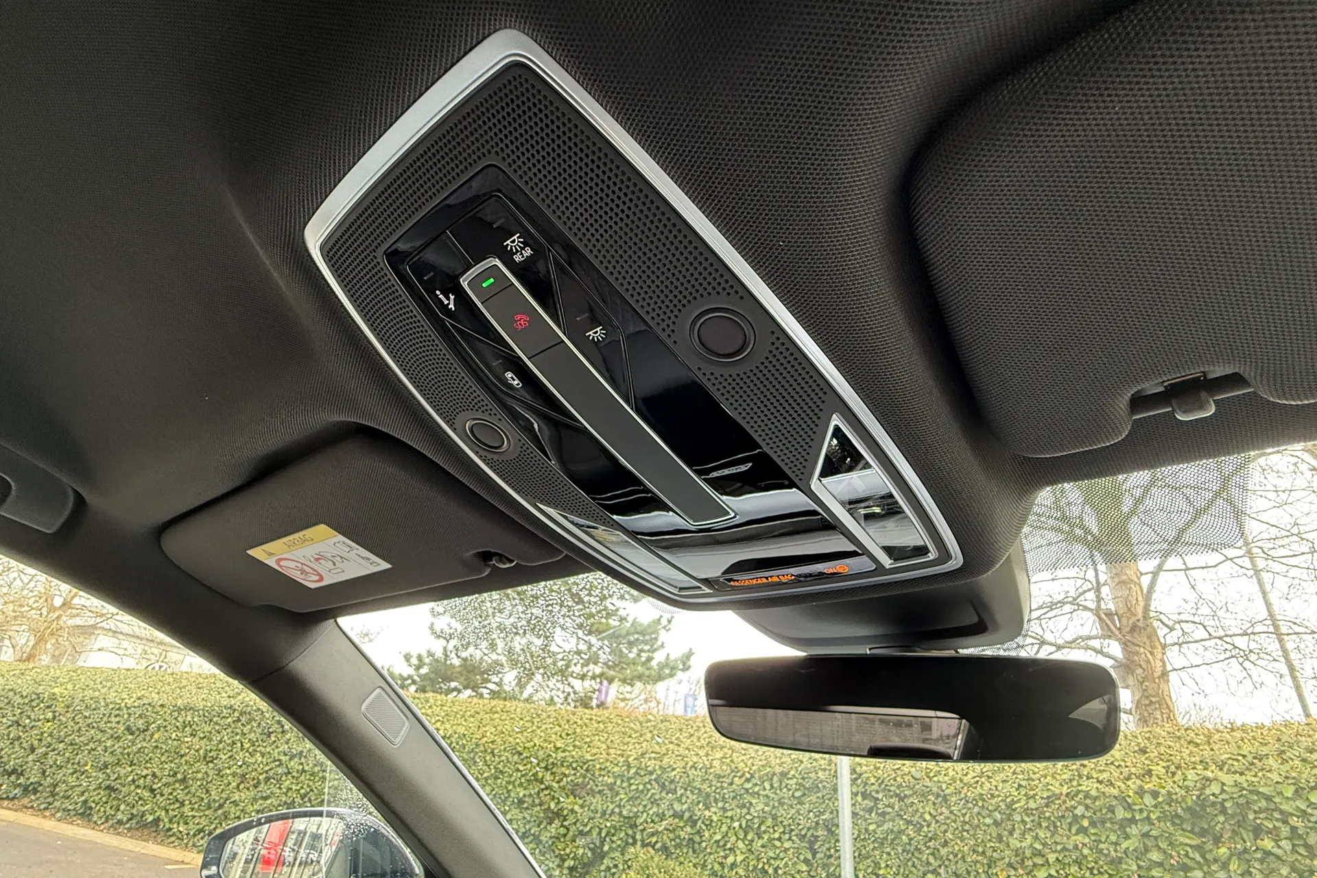 Audi A8 thumbnail image number 50