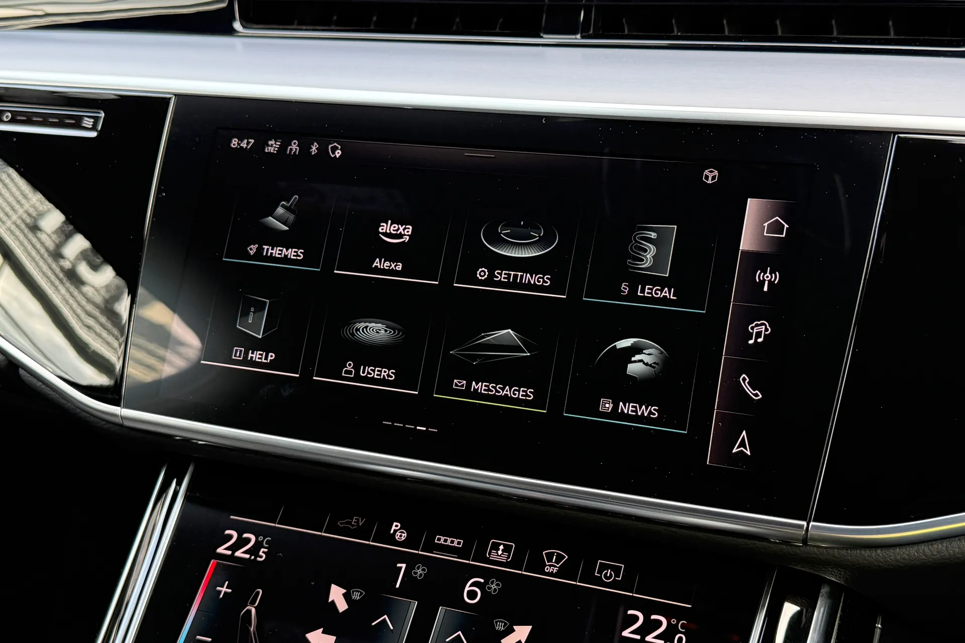 Audi A8 thumbnail image number 29