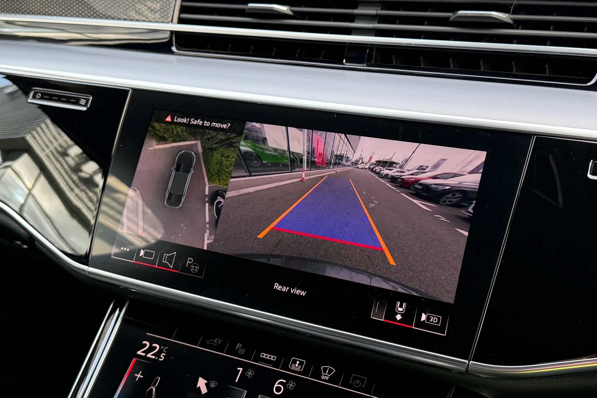 Audi A8 thumbnail image number 7