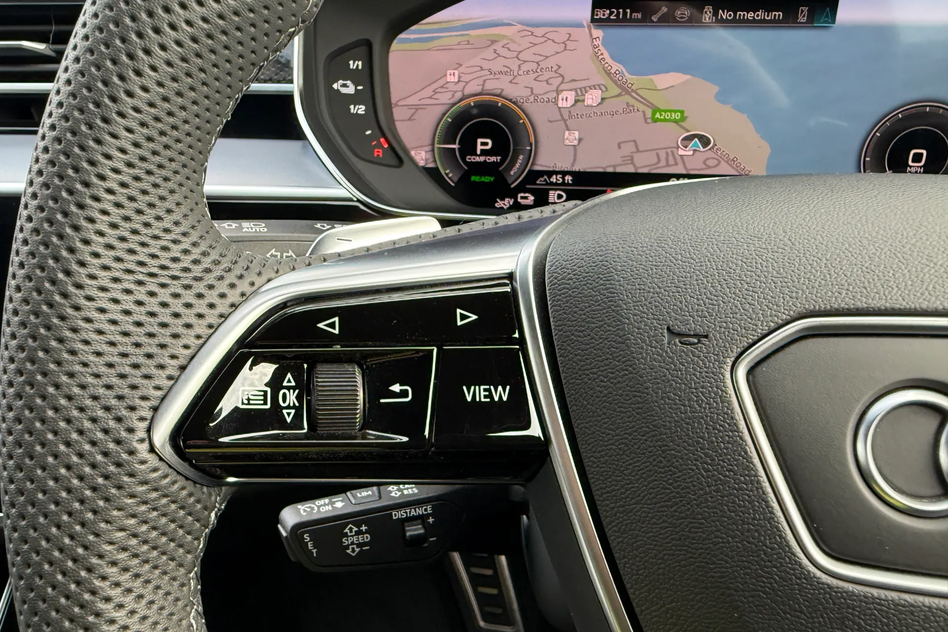 Audi A8 thumbnail image number 52