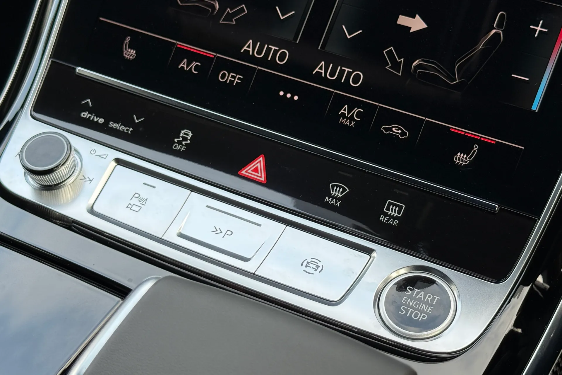 Audi A8 thumbnail image number 19