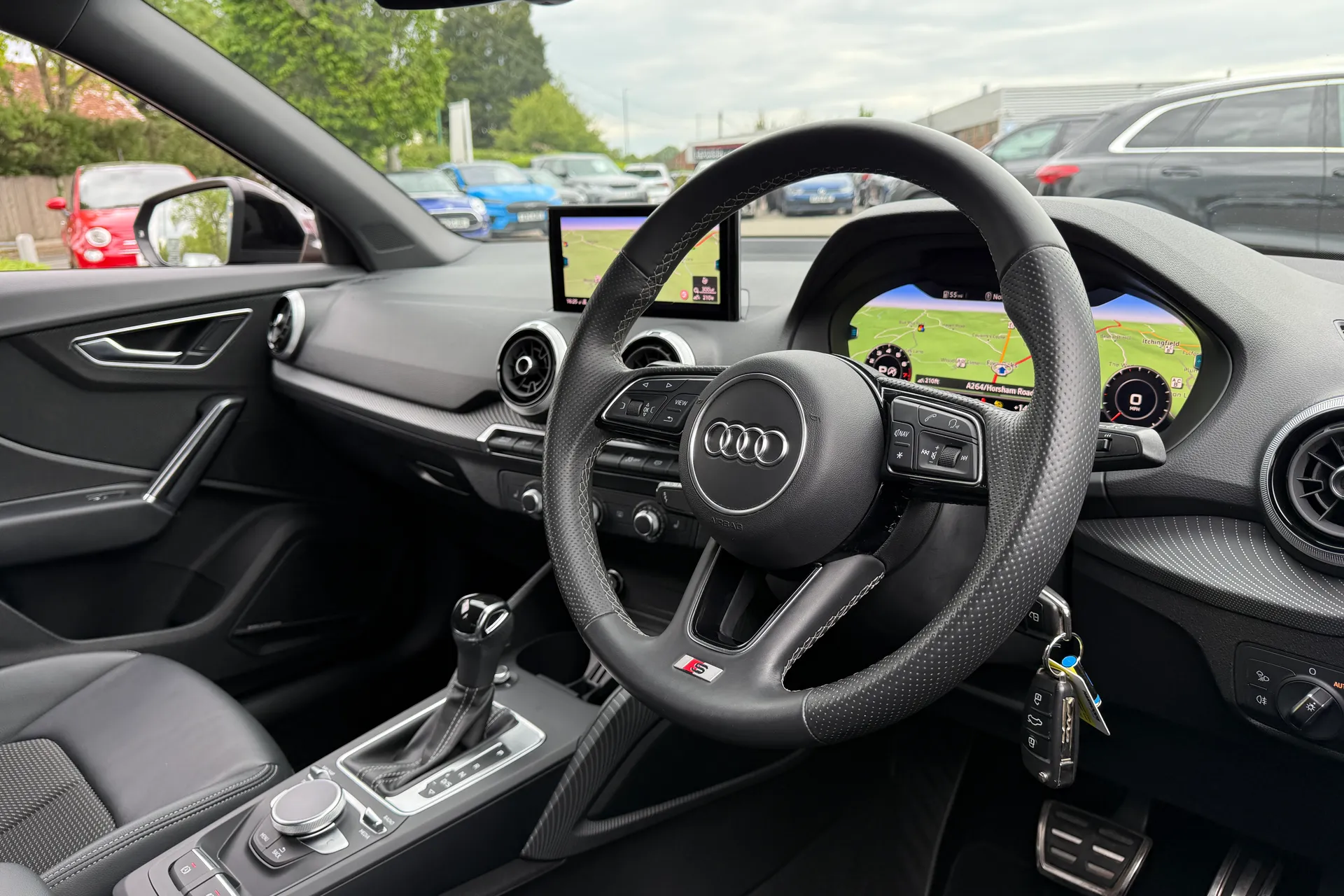 Audi Q2 thumbnail image number 25