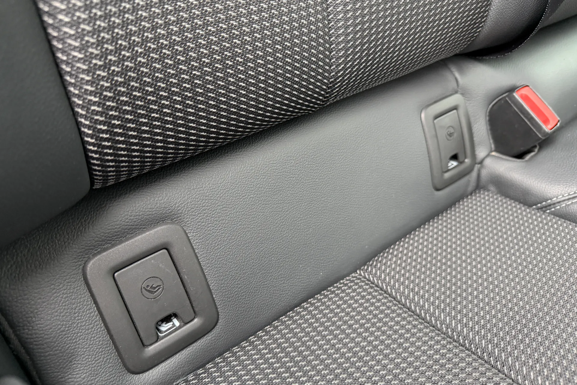 Audi Q2 thumbnail image number 41
