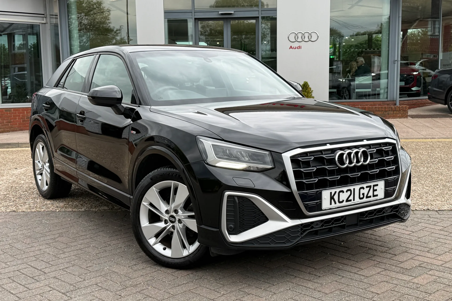 Audi Q2 thumbnail image number 21