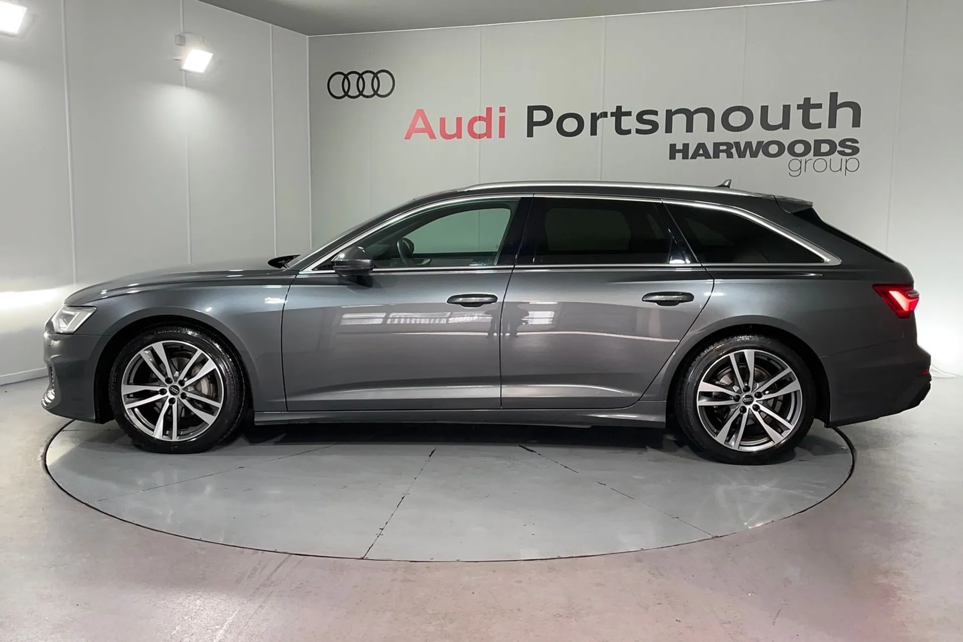 Audi A6 thumbnail image number 11