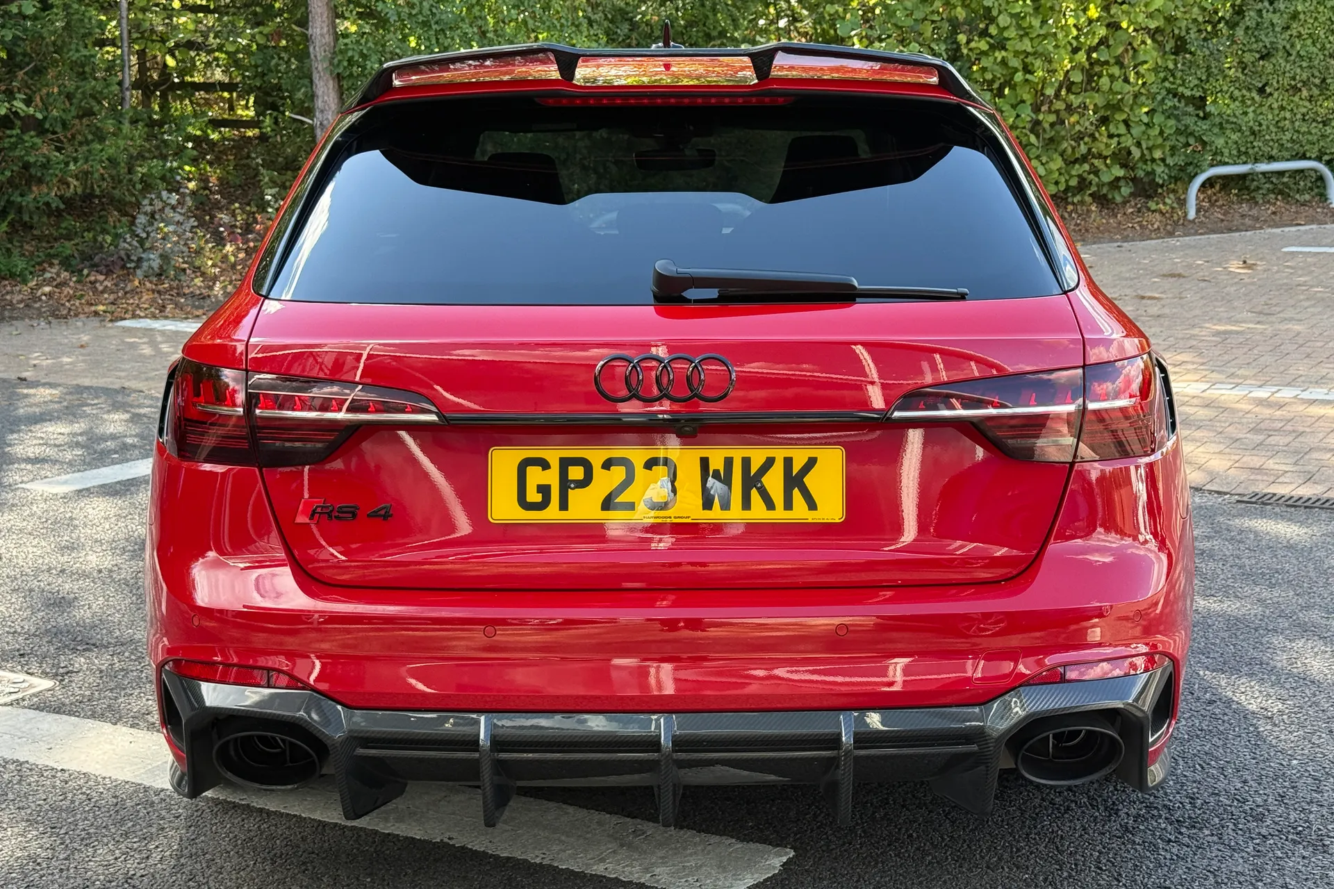 Audi RS4 thumbnail image number 42