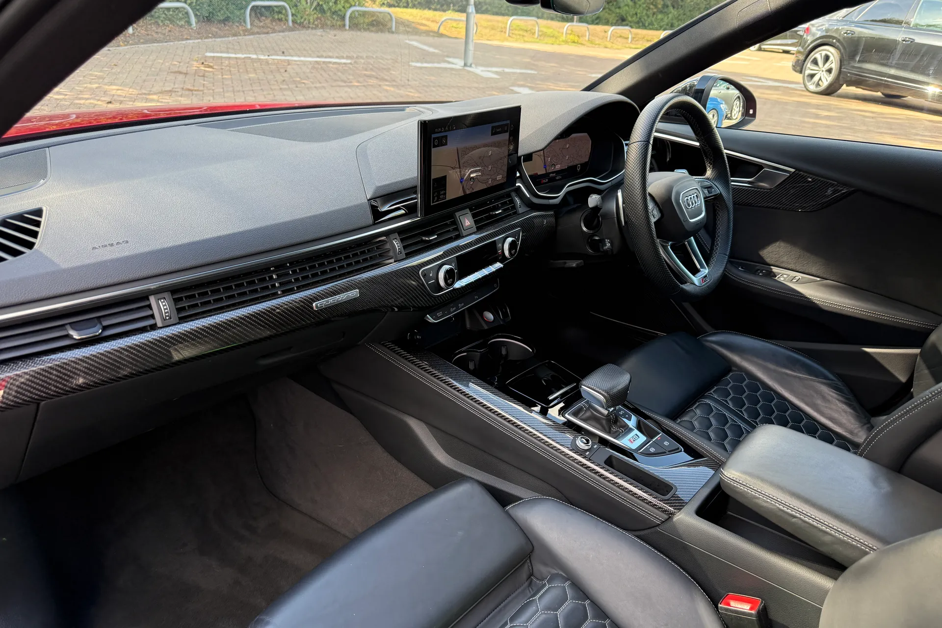 Audi RS4 thumbnail image number 48
