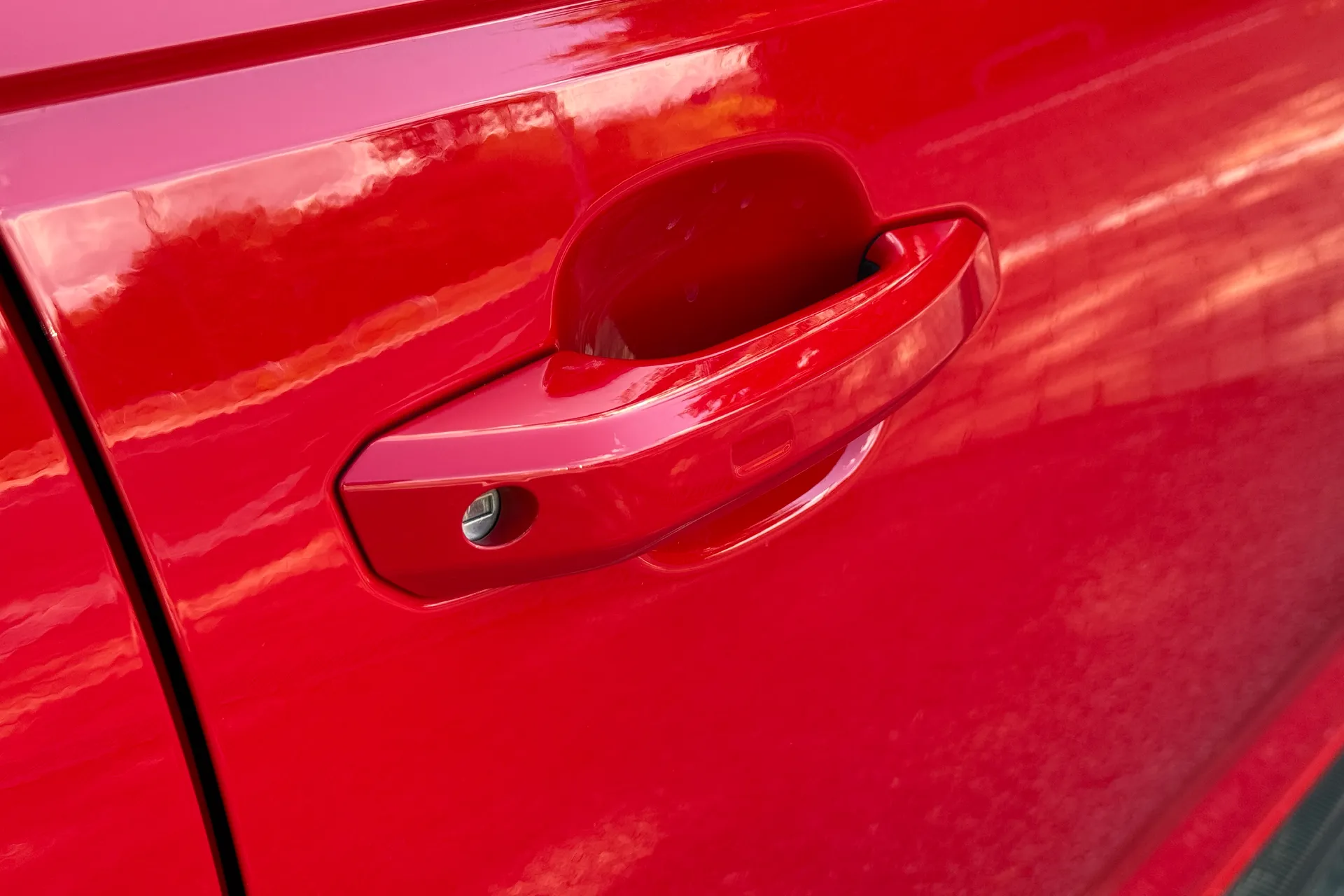 Audi RS4 thumbnail image number 11