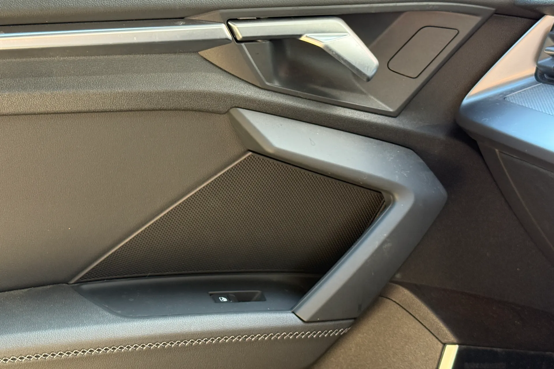 Audi A3 thumbnail image number 26