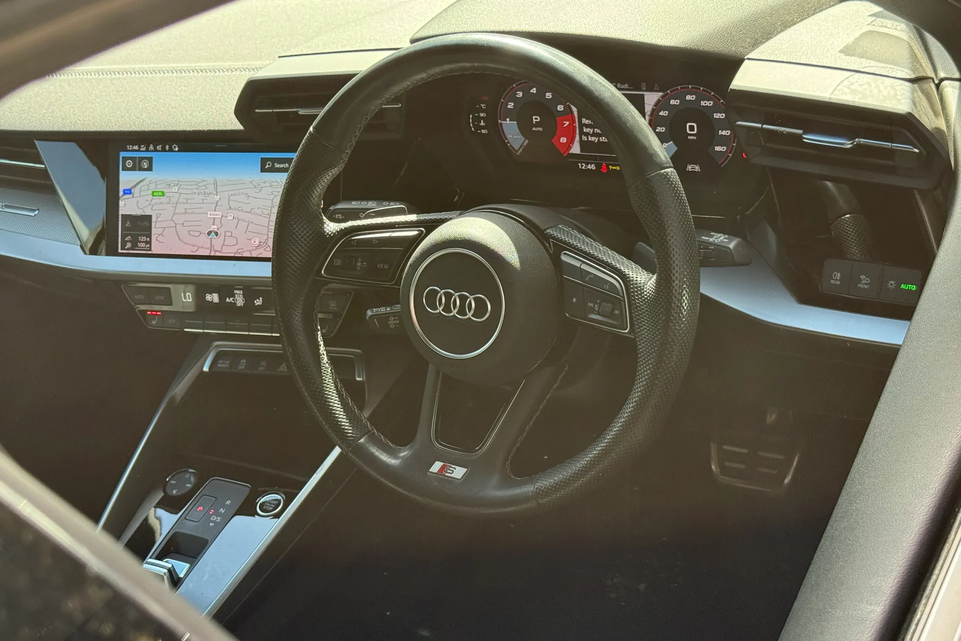 Audi A3 thumbnail image number 32