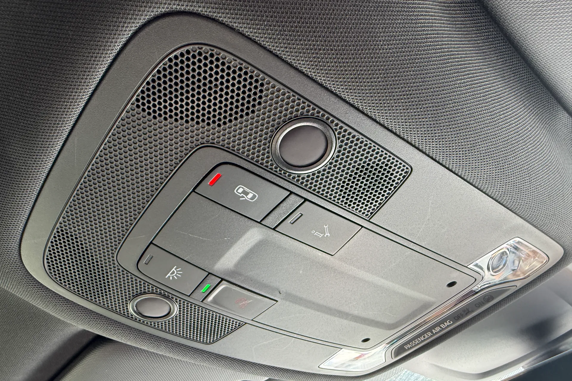Audi A3 thumbnail image number 28