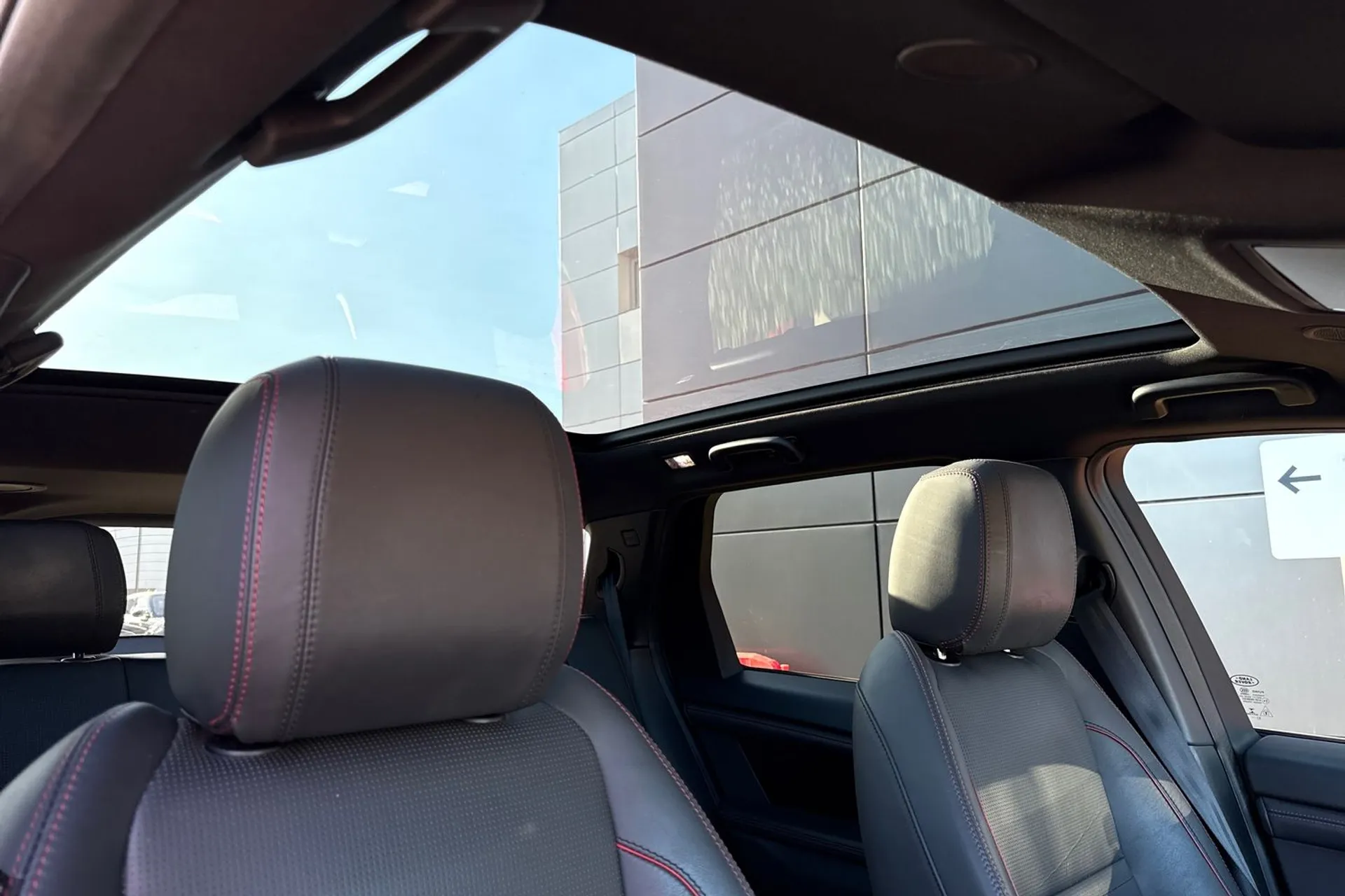 LAND ROVER DISCOVERY SPORT thumbnail image number 10