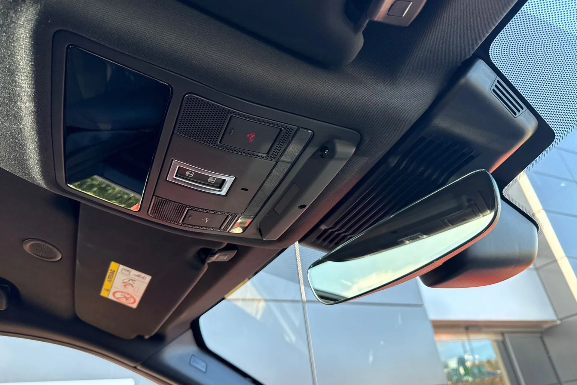 LAND ROVER DISCOVERY SPORT thumbnail image number 58