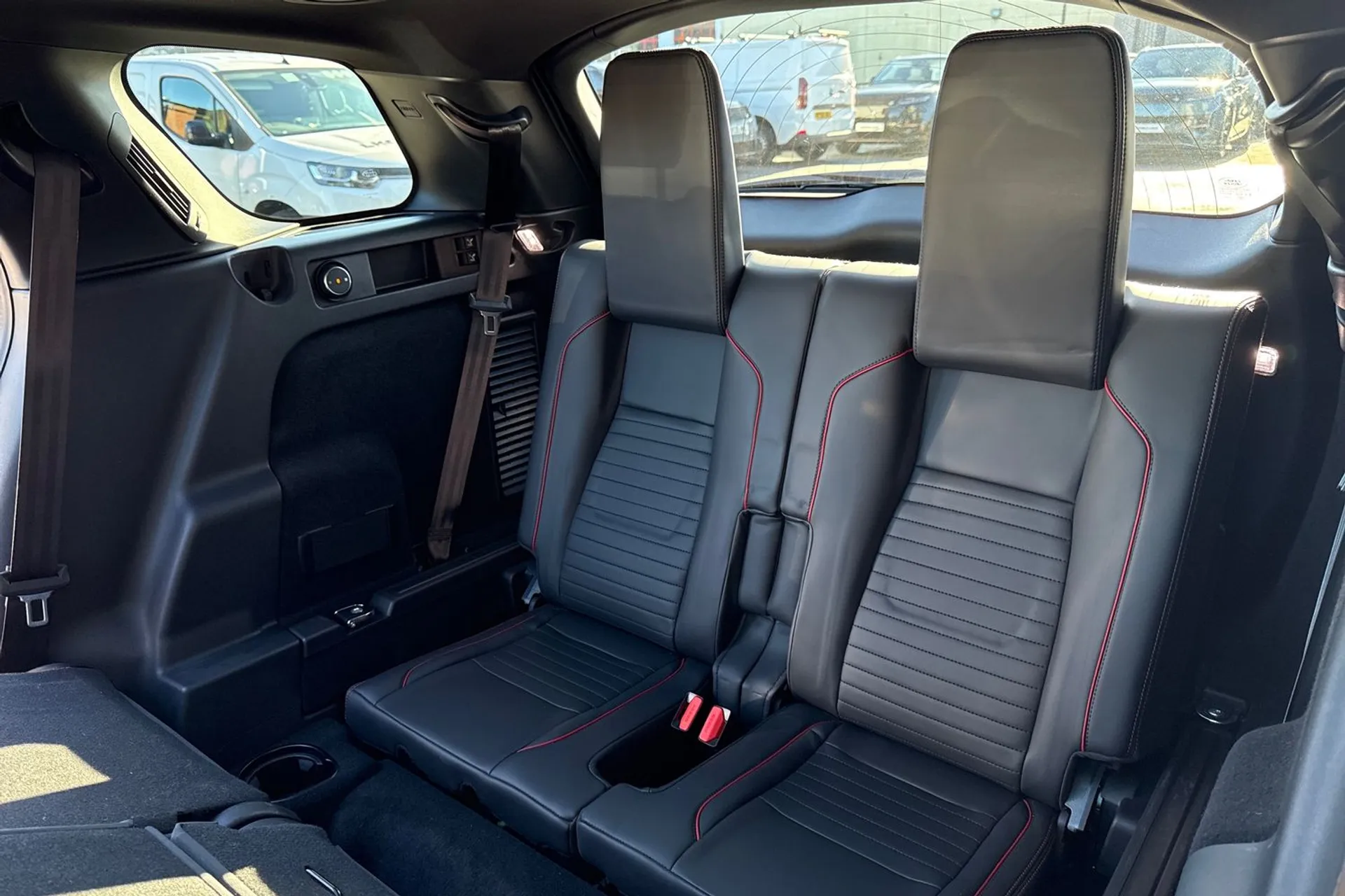 LAND ROVER DISCOVERY SPORT thumbnail image number 44