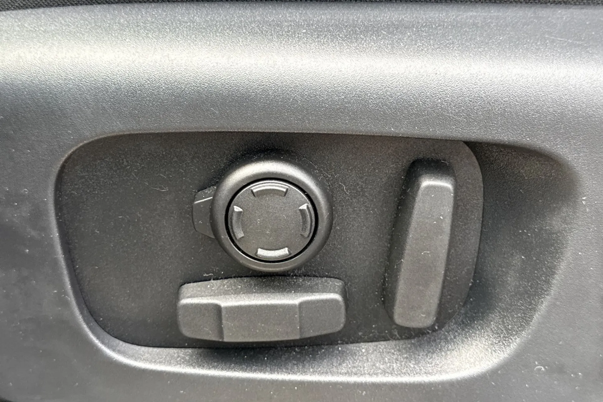 LAND ROVER DISCOVERY SPORT thumbnail image number 54